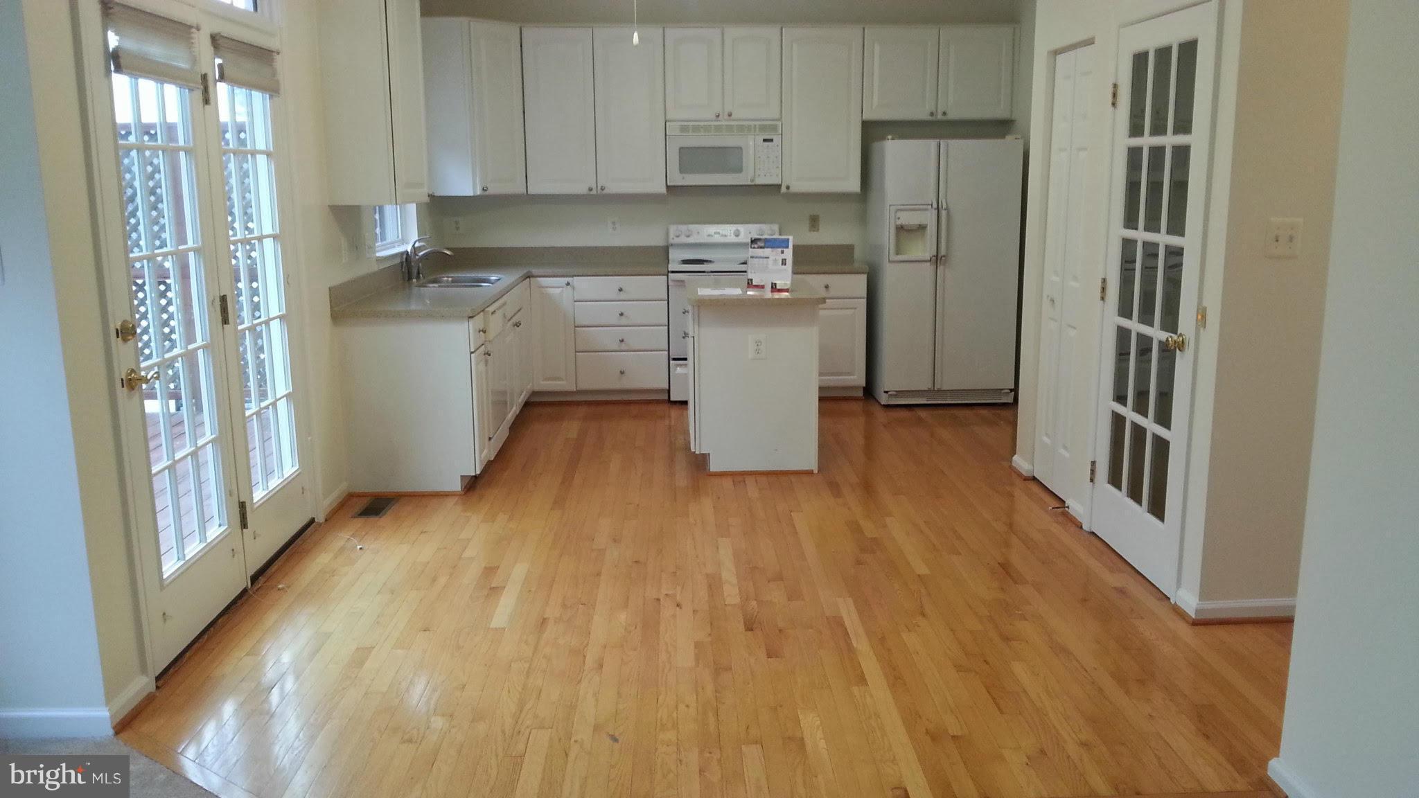 LEE'S HILL - Residential