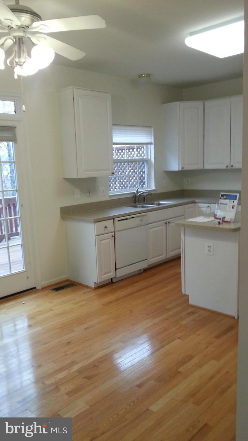 LEE'S HILL - Residential