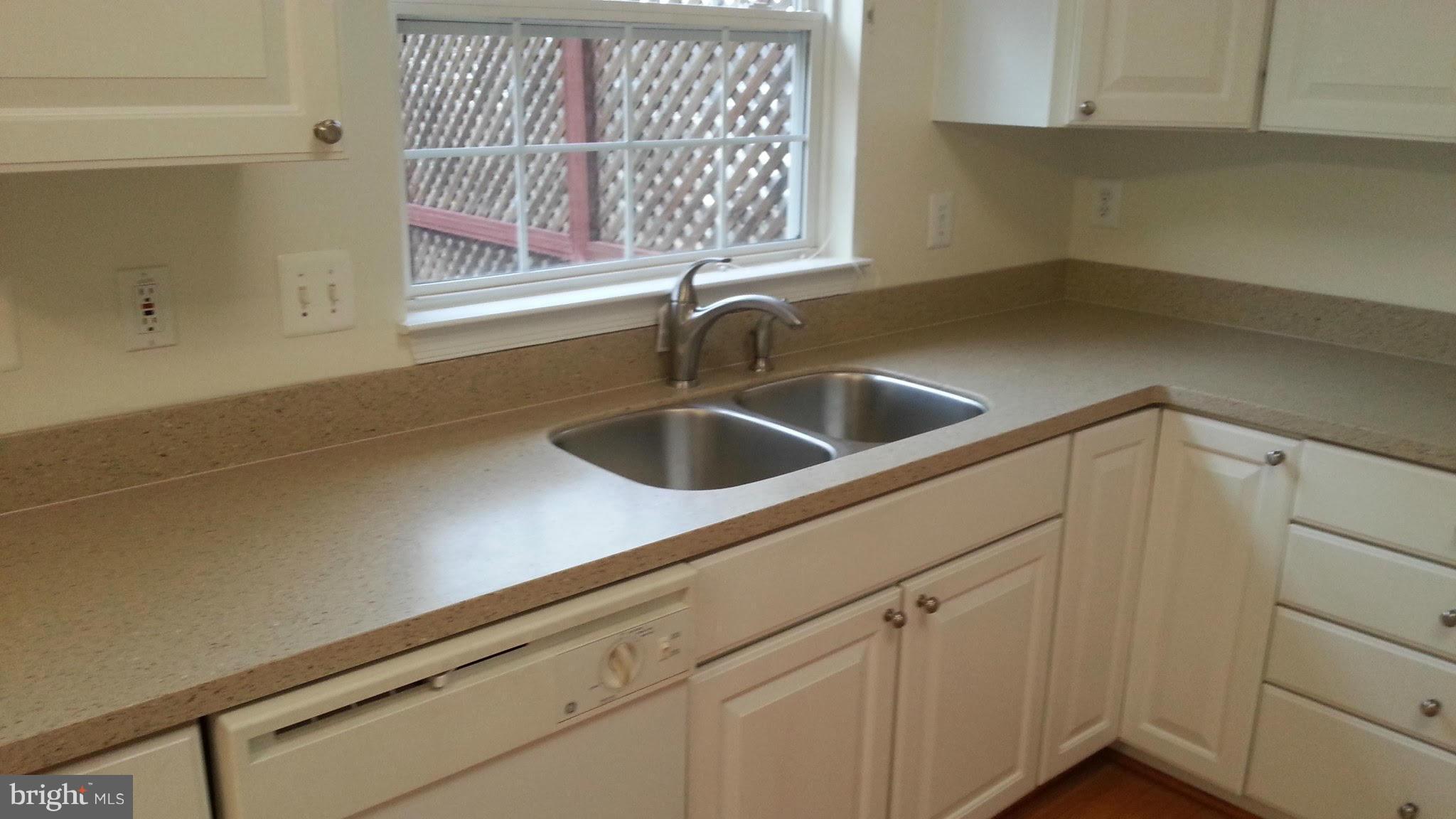 LEE'S HILL - Residential