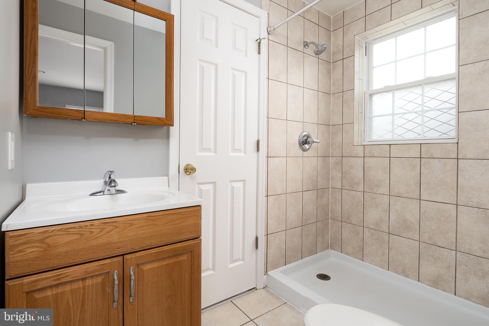 SOUTHGATE - Residential Lease