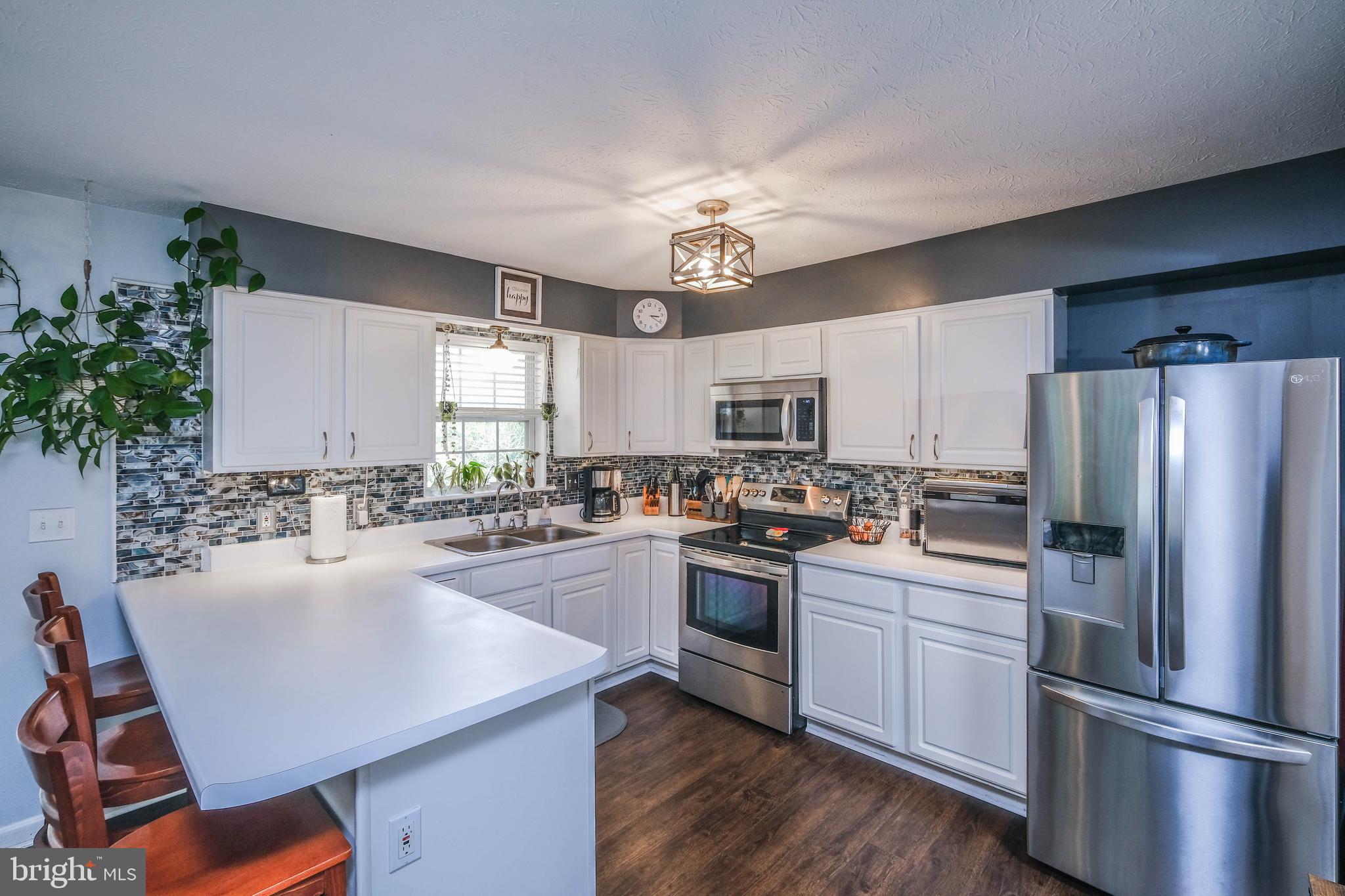 1180 RIVER BEND COURT