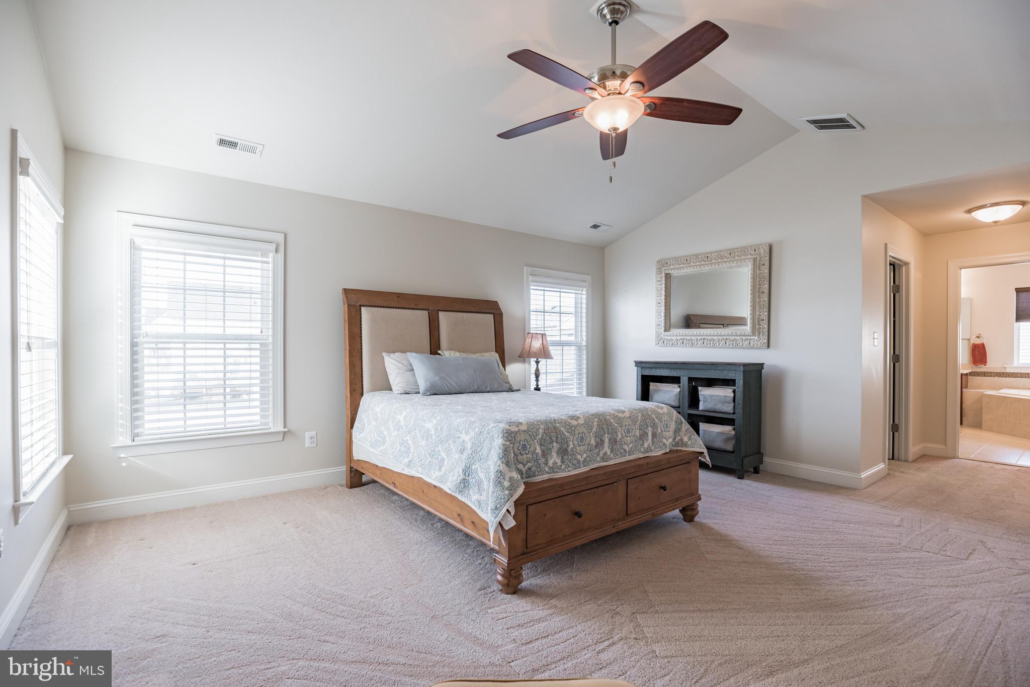 LEONARDS GRANT - Residential