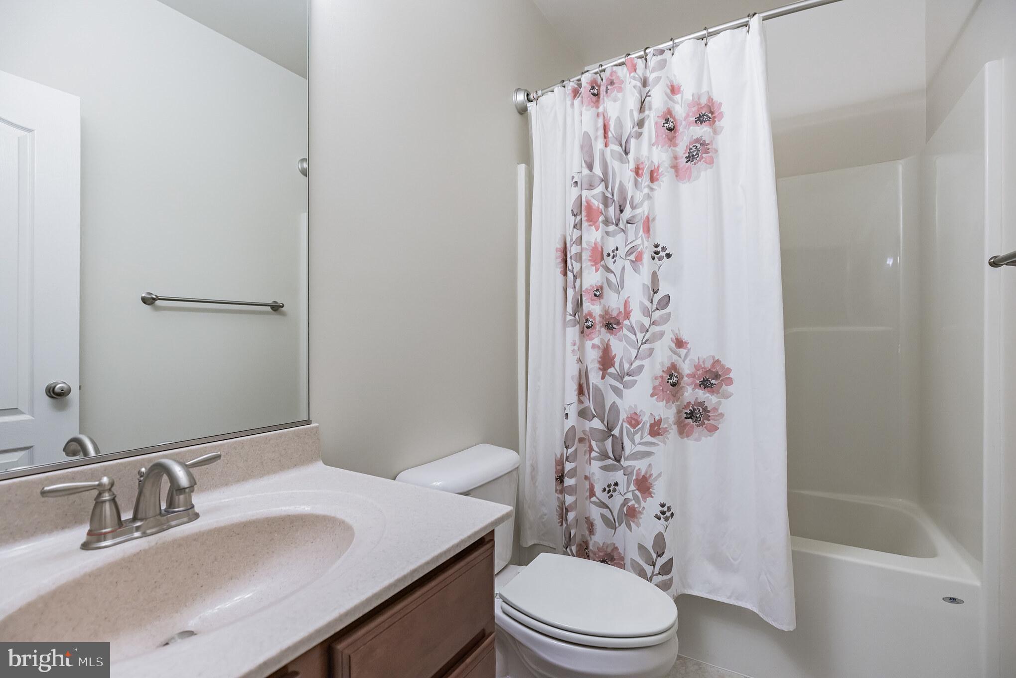 LEONARDS GRANT - Residential