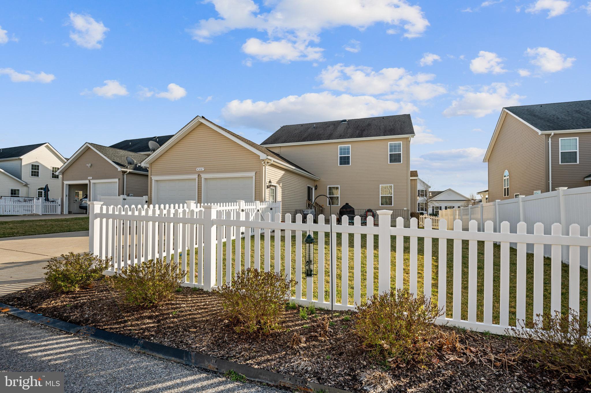 LEONARDS GRANT - Residential