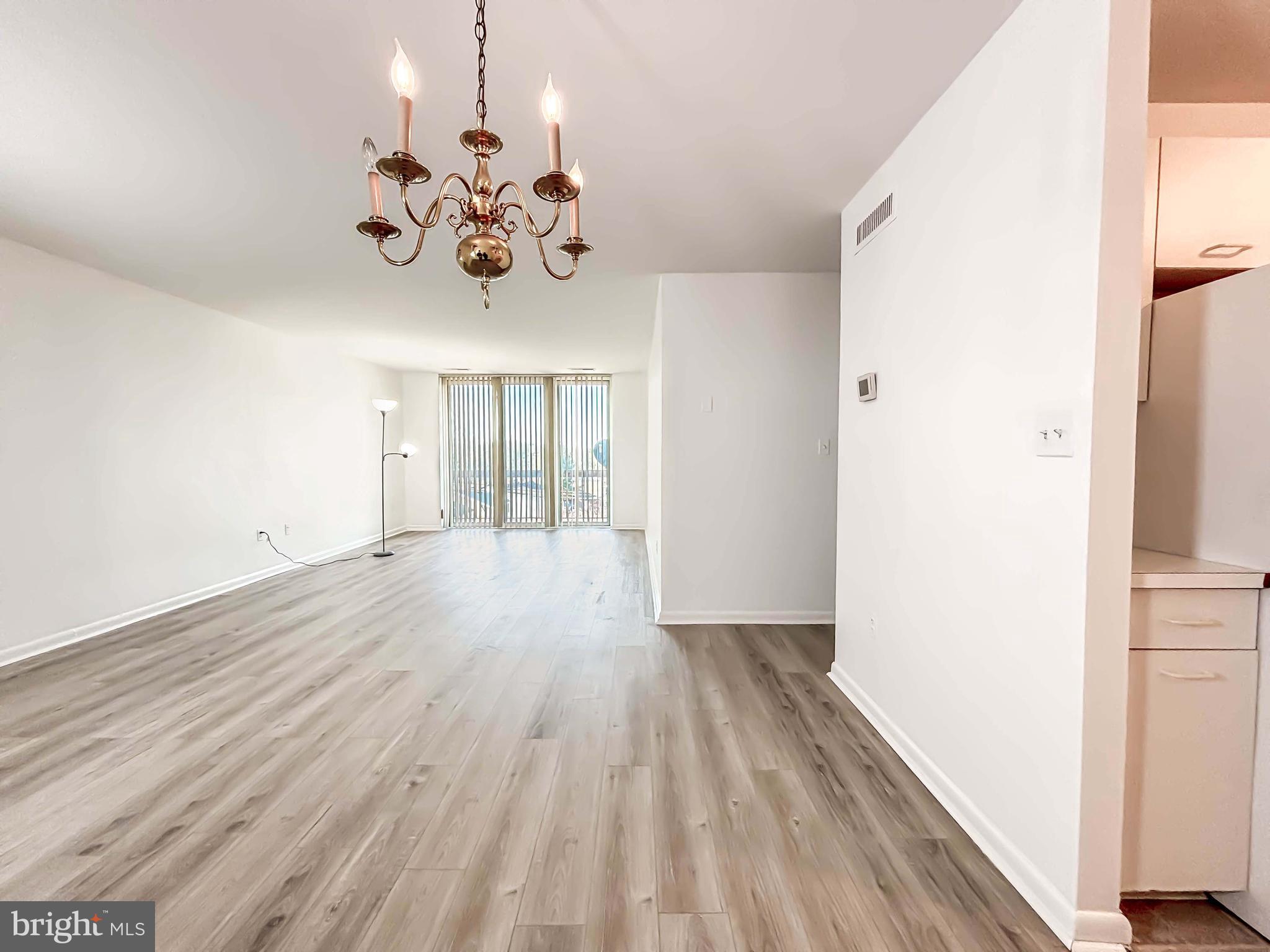 SLADE - Residential Lease