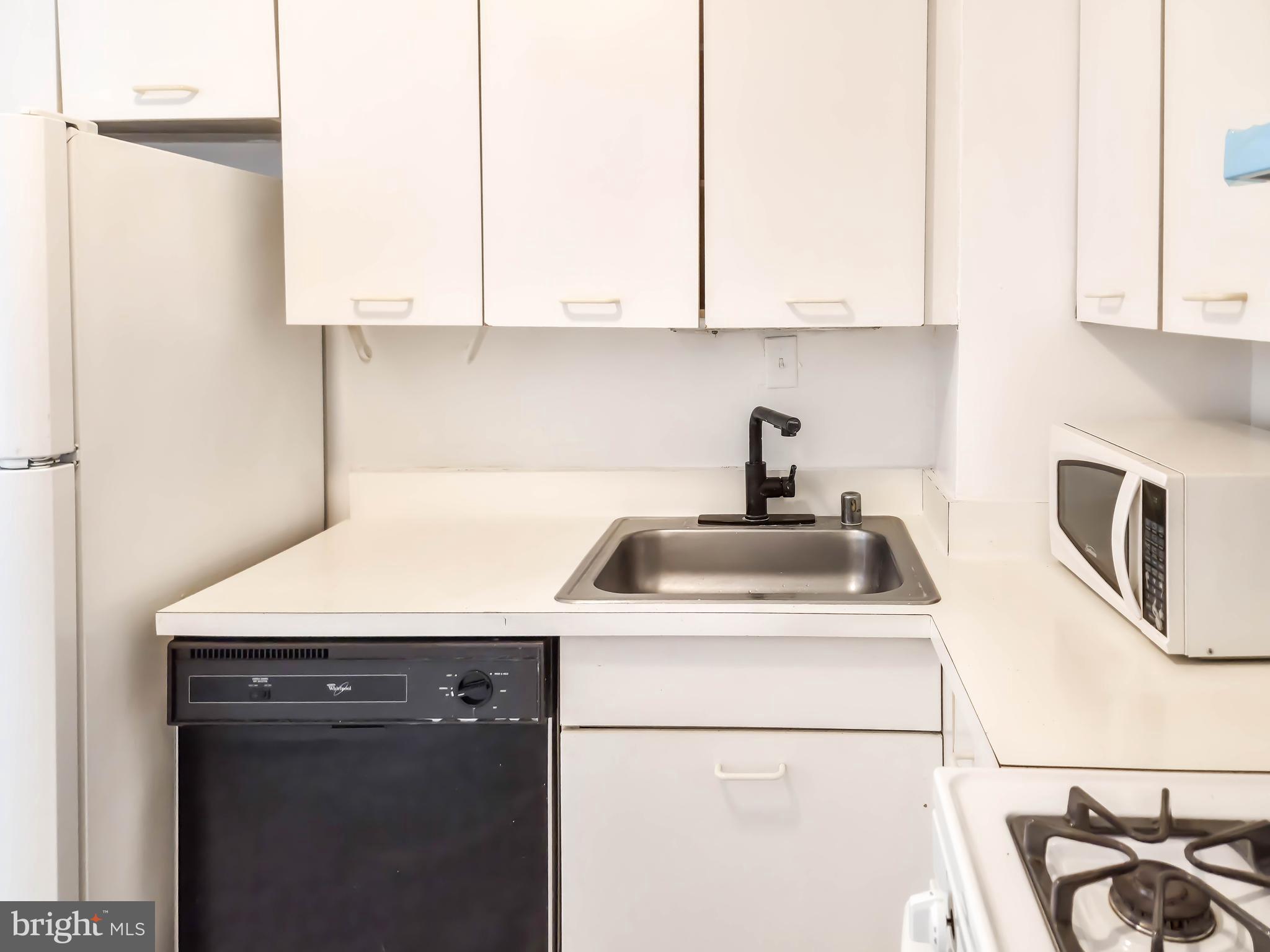 SLADE - Residential Lease