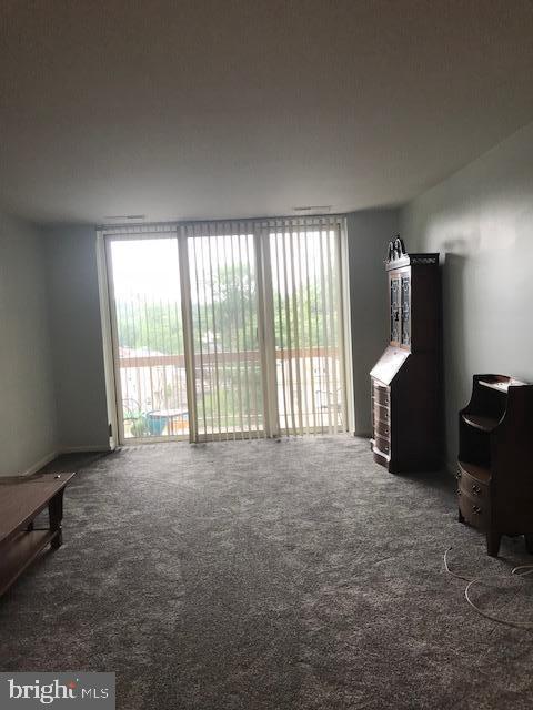 SLADE - Residential Lease