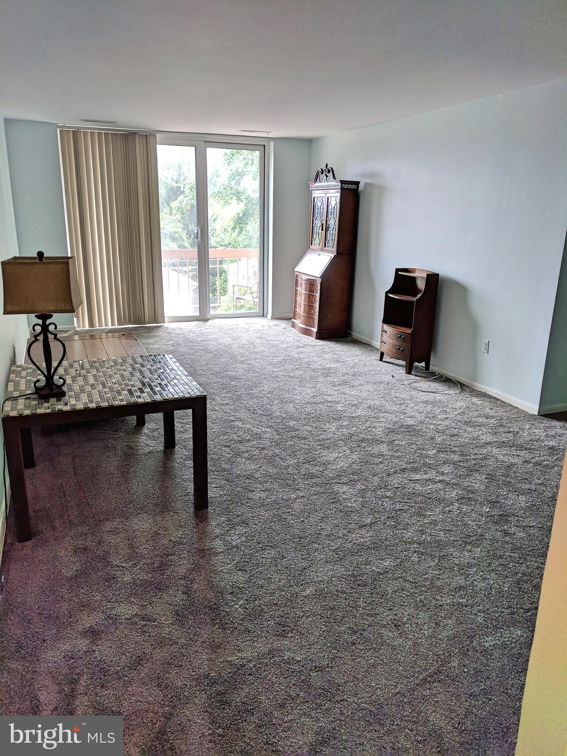 SLADE - Residential Lease