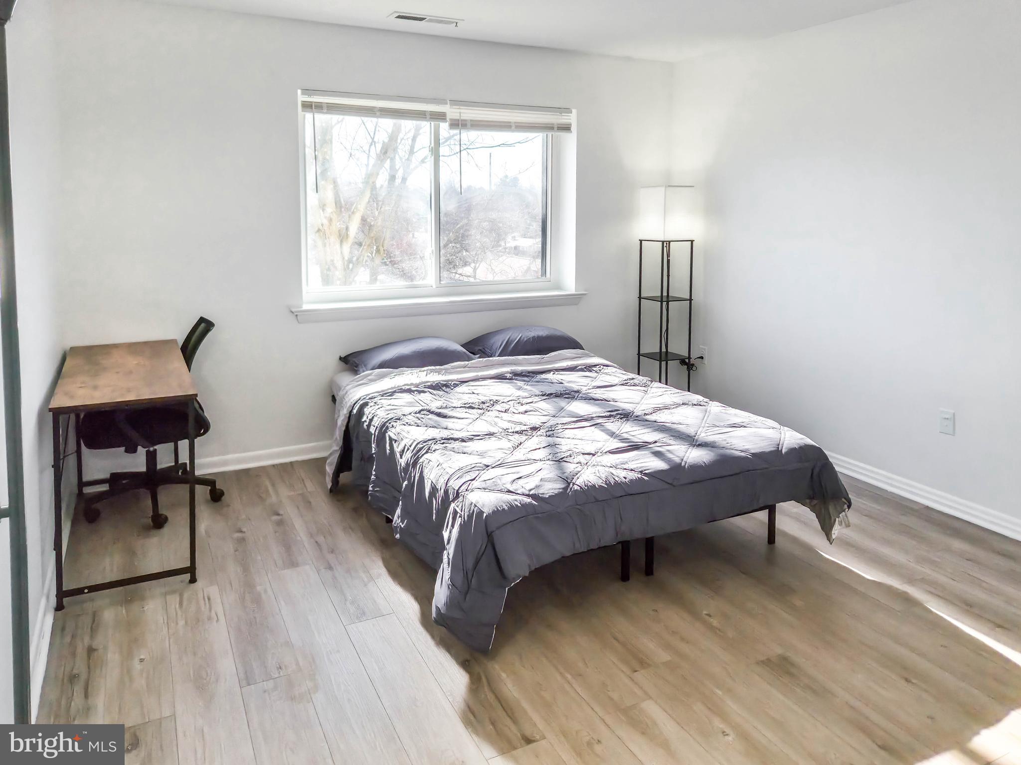 SLADE - Residential Lease