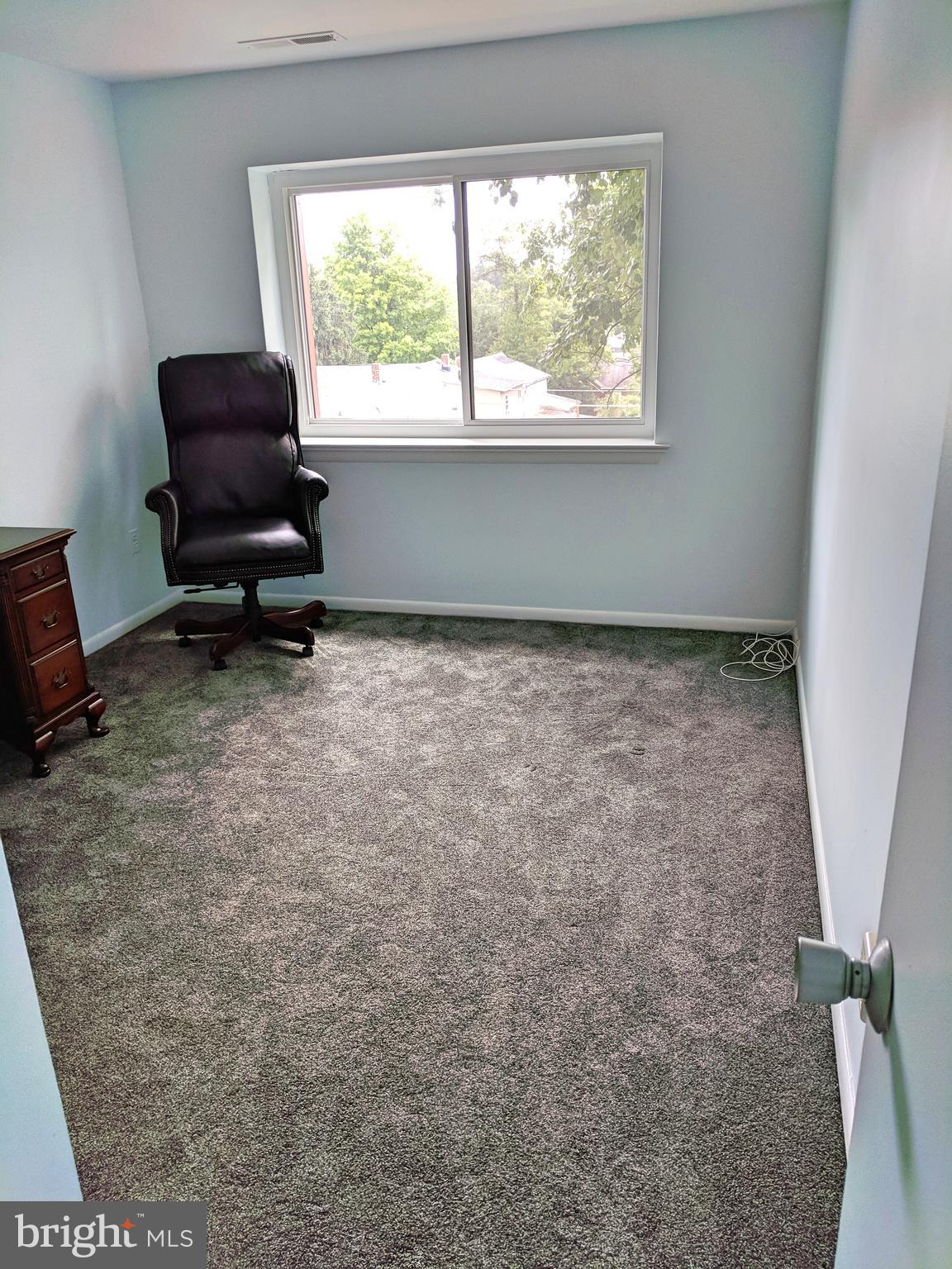 SLADE - Residential Lease