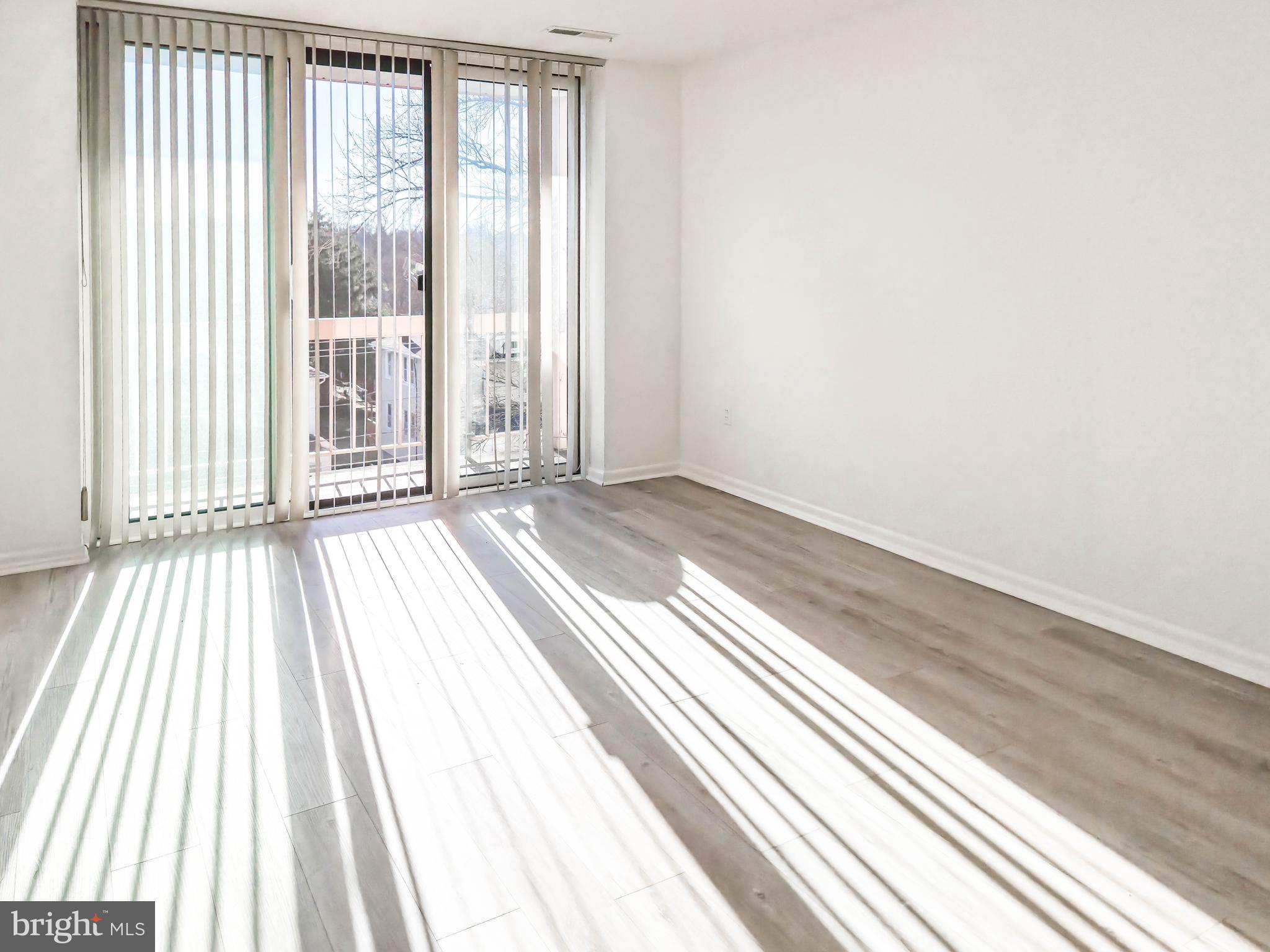 SLADE - Residential Lease