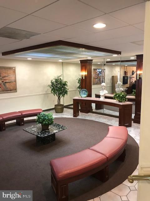 SLADE - Residential Lease