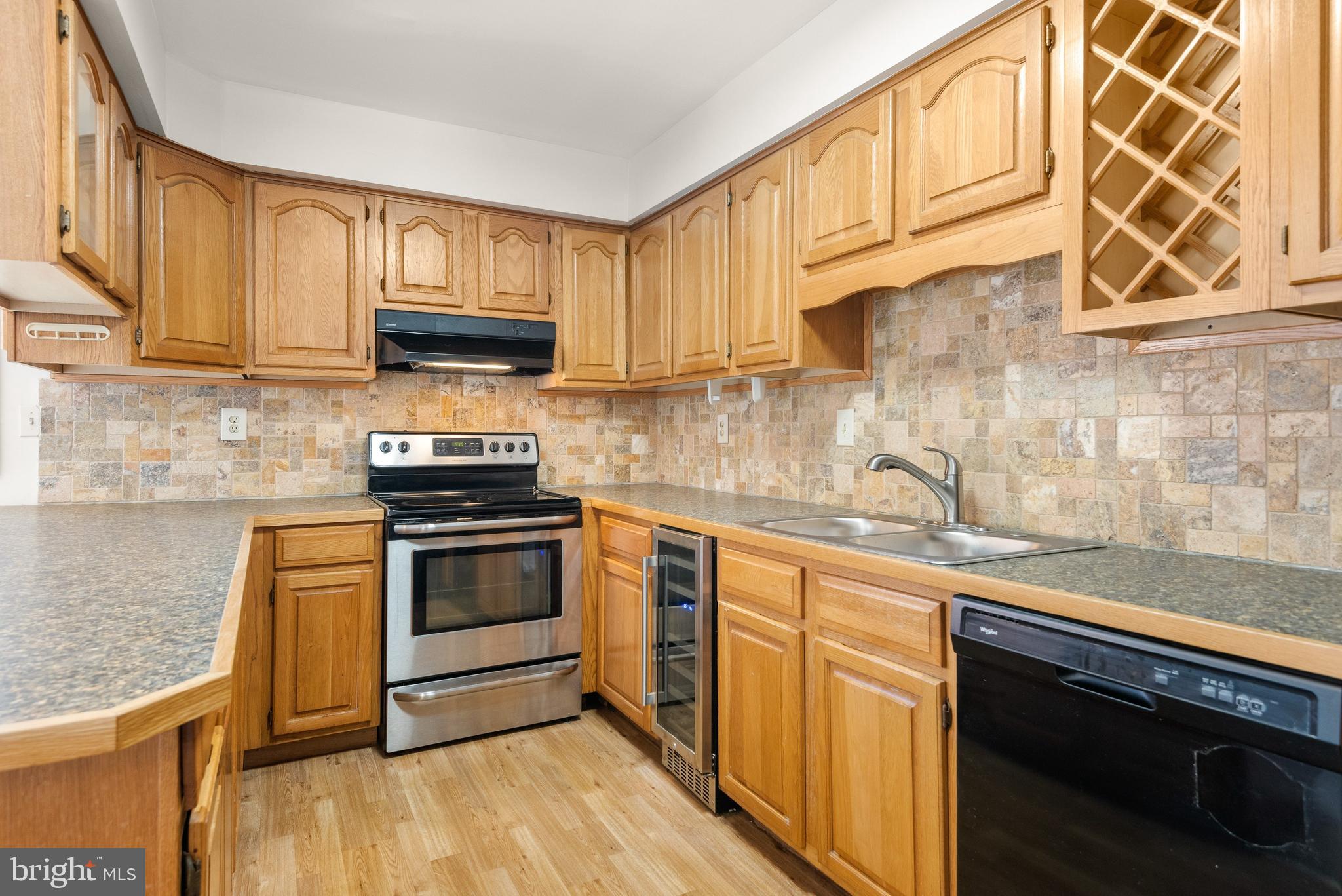 BARLEY SHEAF - Residential