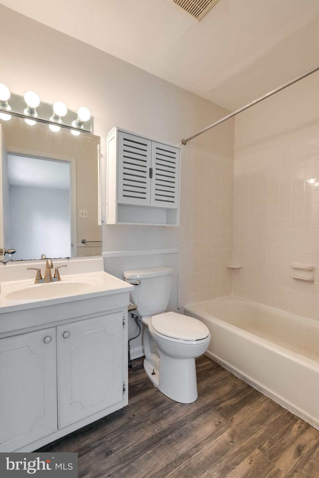 BARLEY SHEAF - Residential