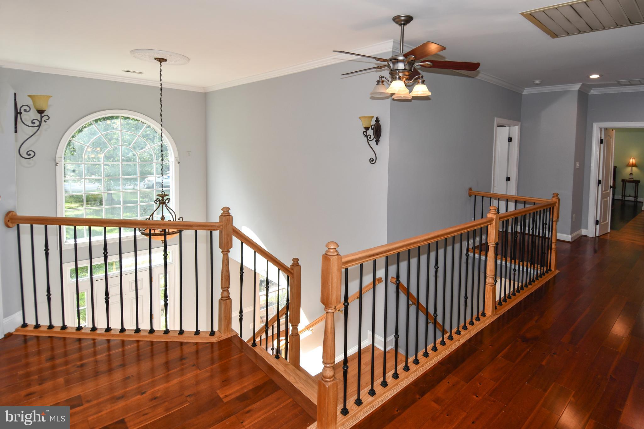 EAGLE POINTE - Residential