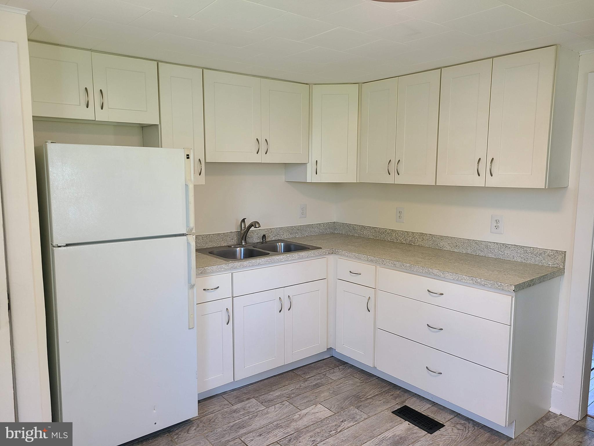 PARKVILLE - Residential