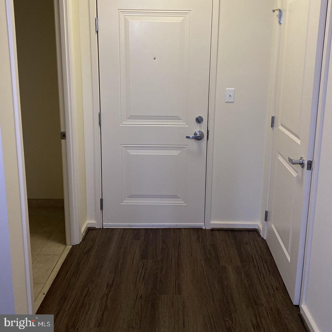 PLAZA LOFTS 22 - Residential Lease