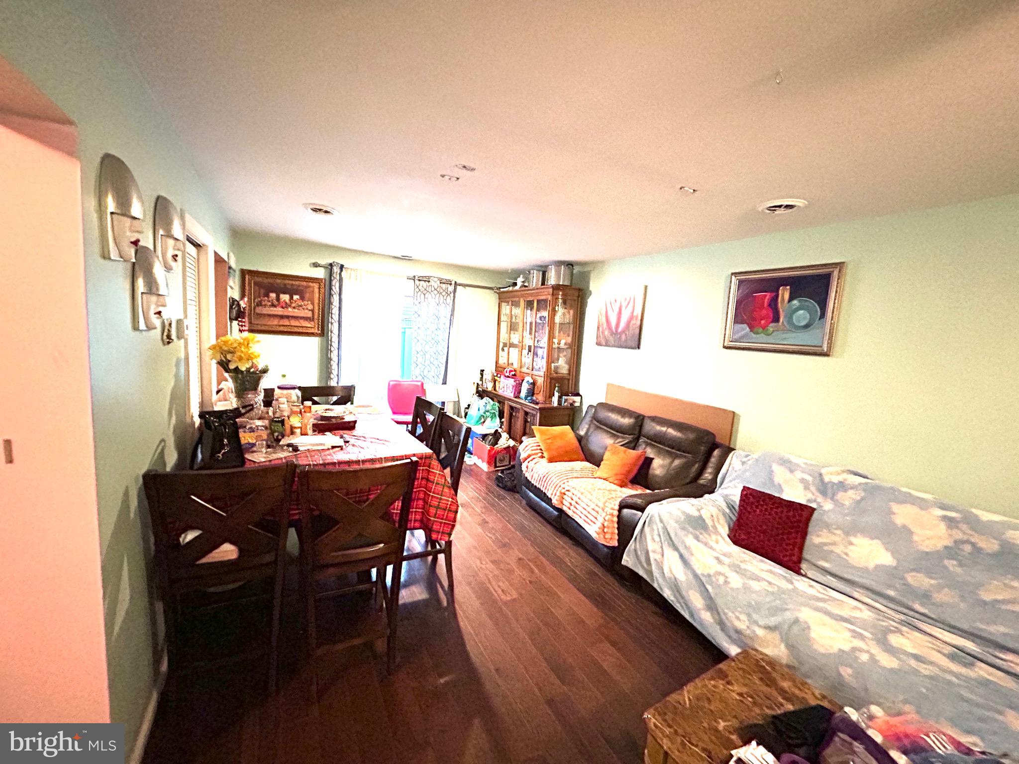 NEWPORT ESTATES - Residential