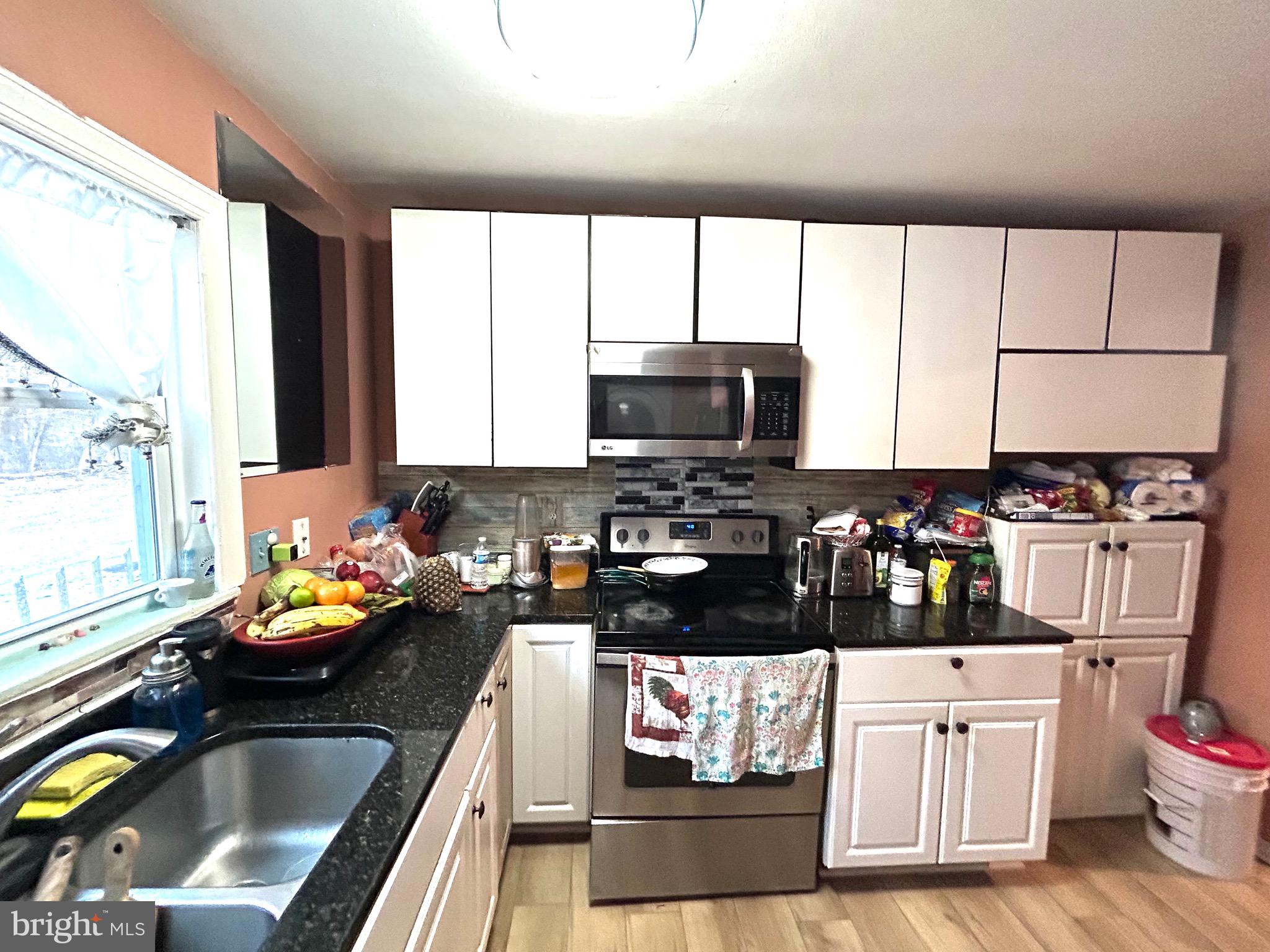 NEWPORT ESTATES - Residential