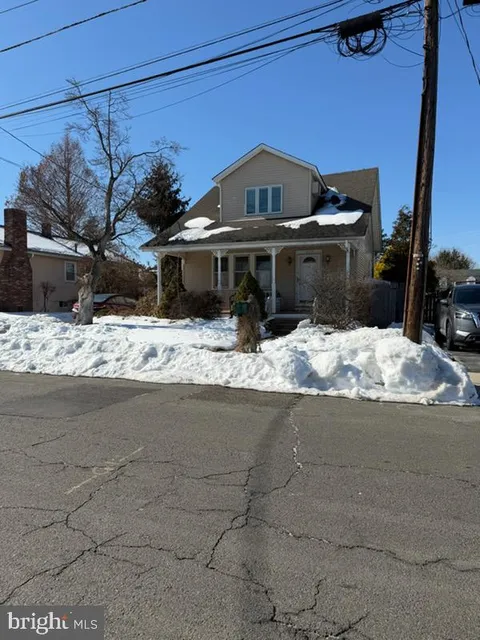 327 McAdoo Avenue, Hamilton, NJ 08619 - MLS#: NJME2072682