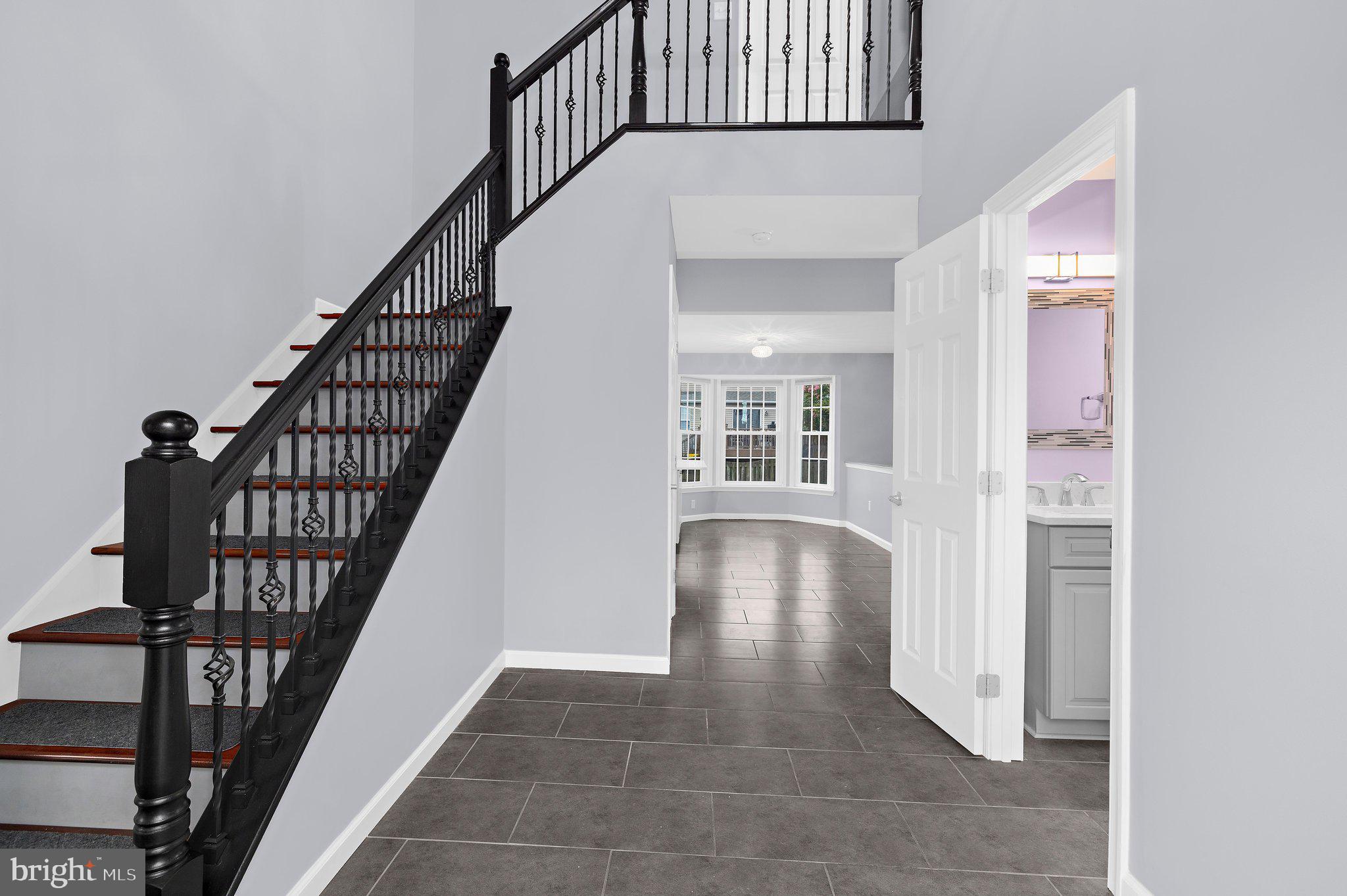 7802 CHEVALIER COURT