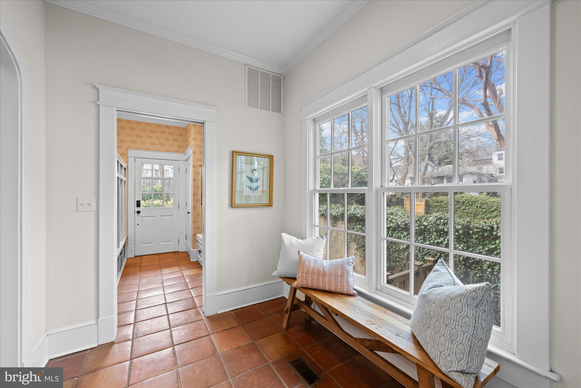CHEVY CHASE - Residential