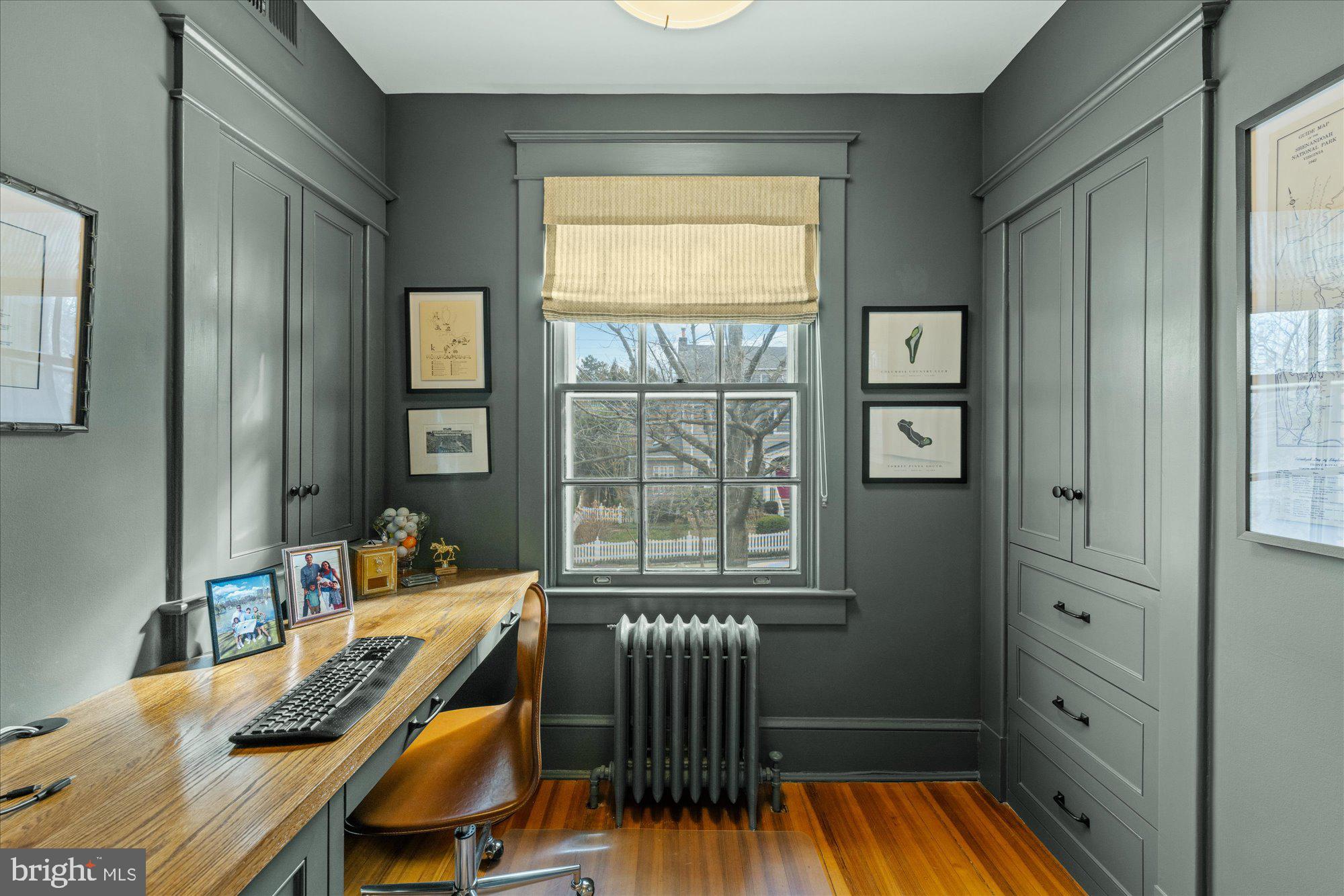 CHEVY CHASE - Residential