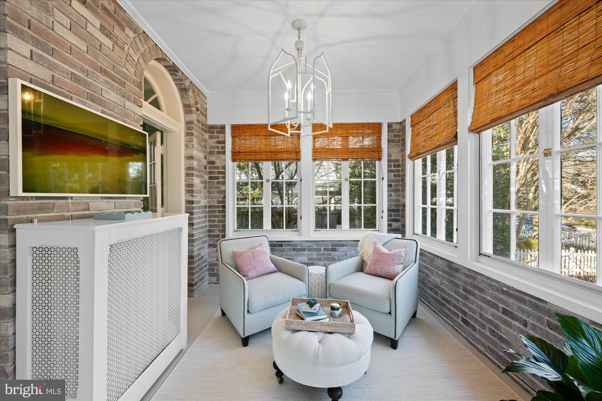 CHEVY CHASE - Residential