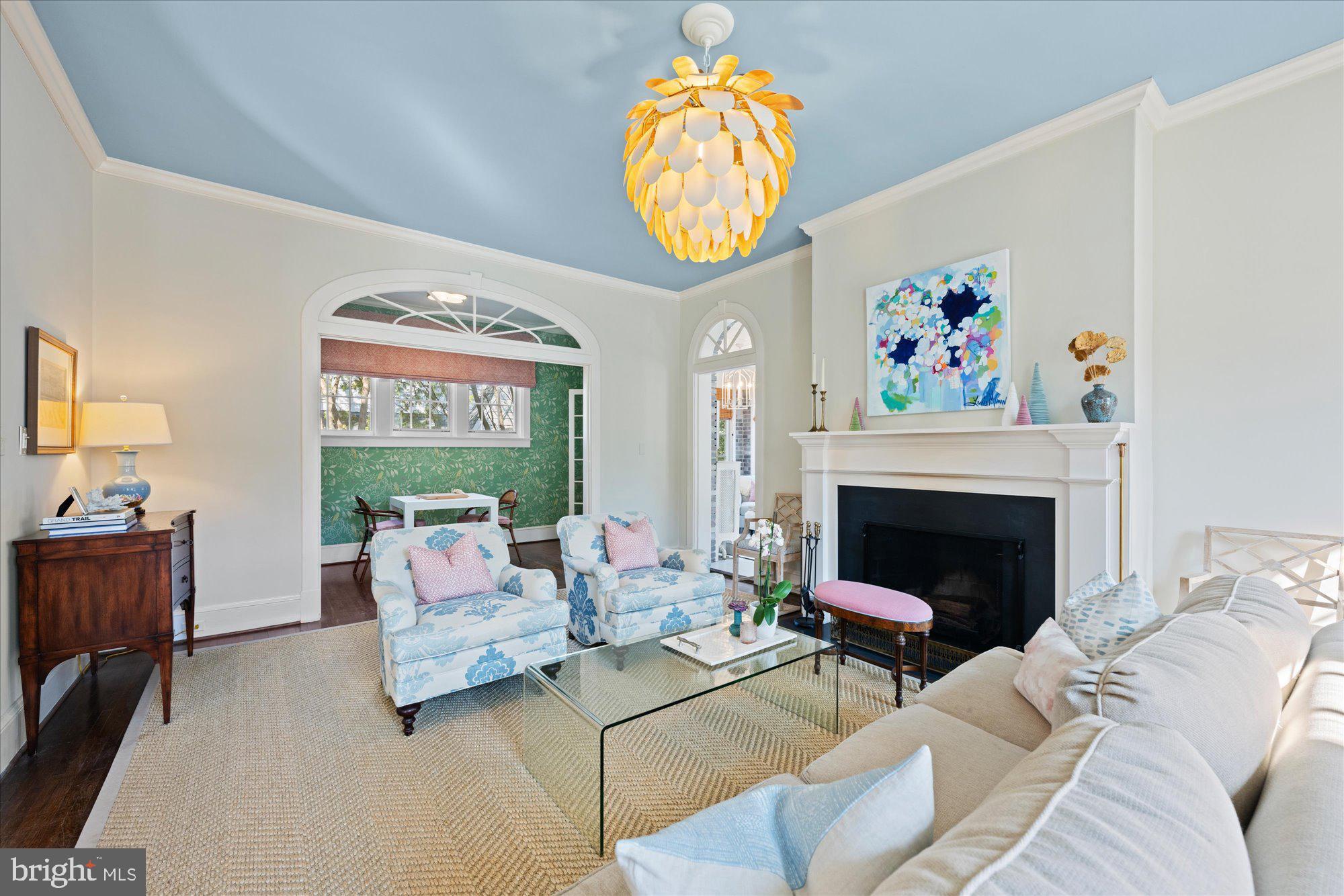 CHEVY CHASE - Residential