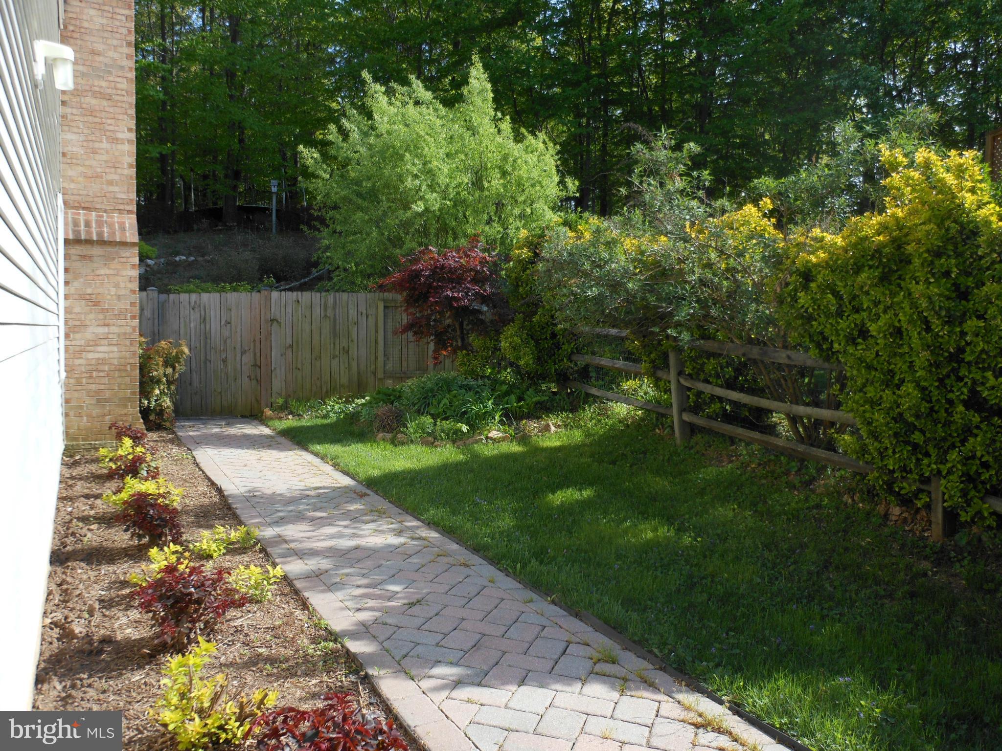 HEATHFIELD MANOR - Residential Lease