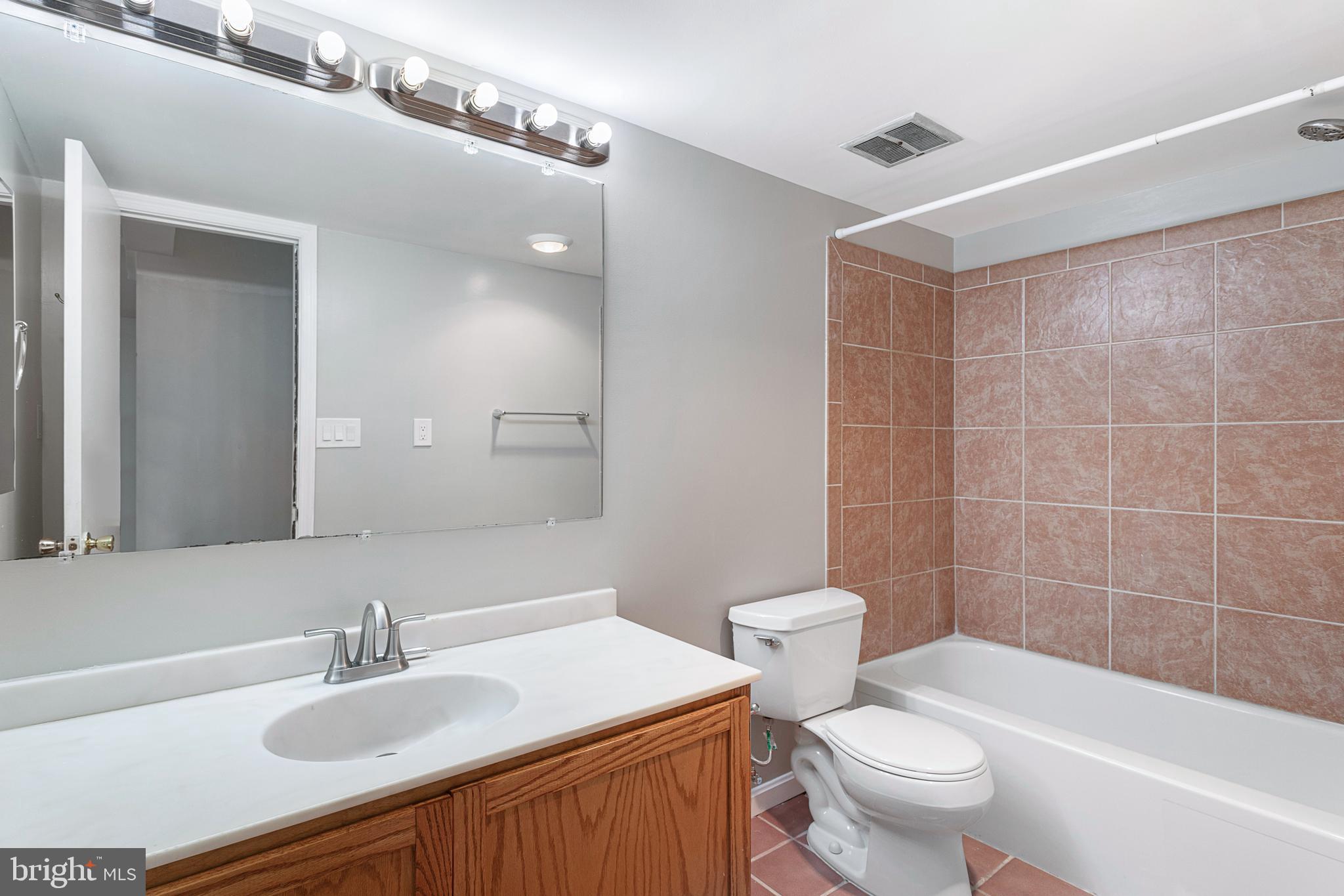 HERITAGE GREEN - Residential