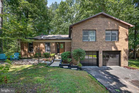 Photo of 12542 Cavalier Drive, WOODBRIDGE, VA 22192 (MLS # VAPW2128300)