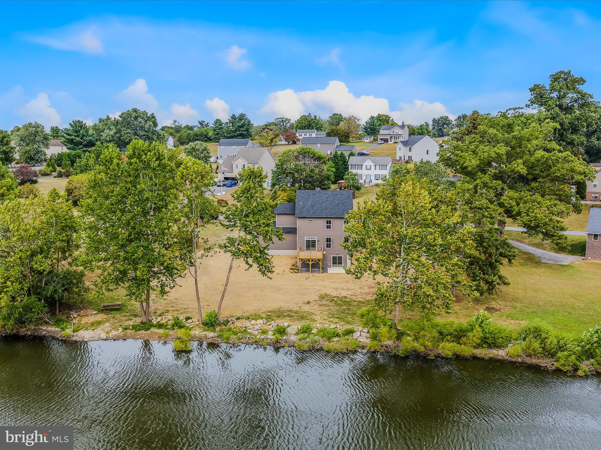 HOWARD SPEAKS - Residential