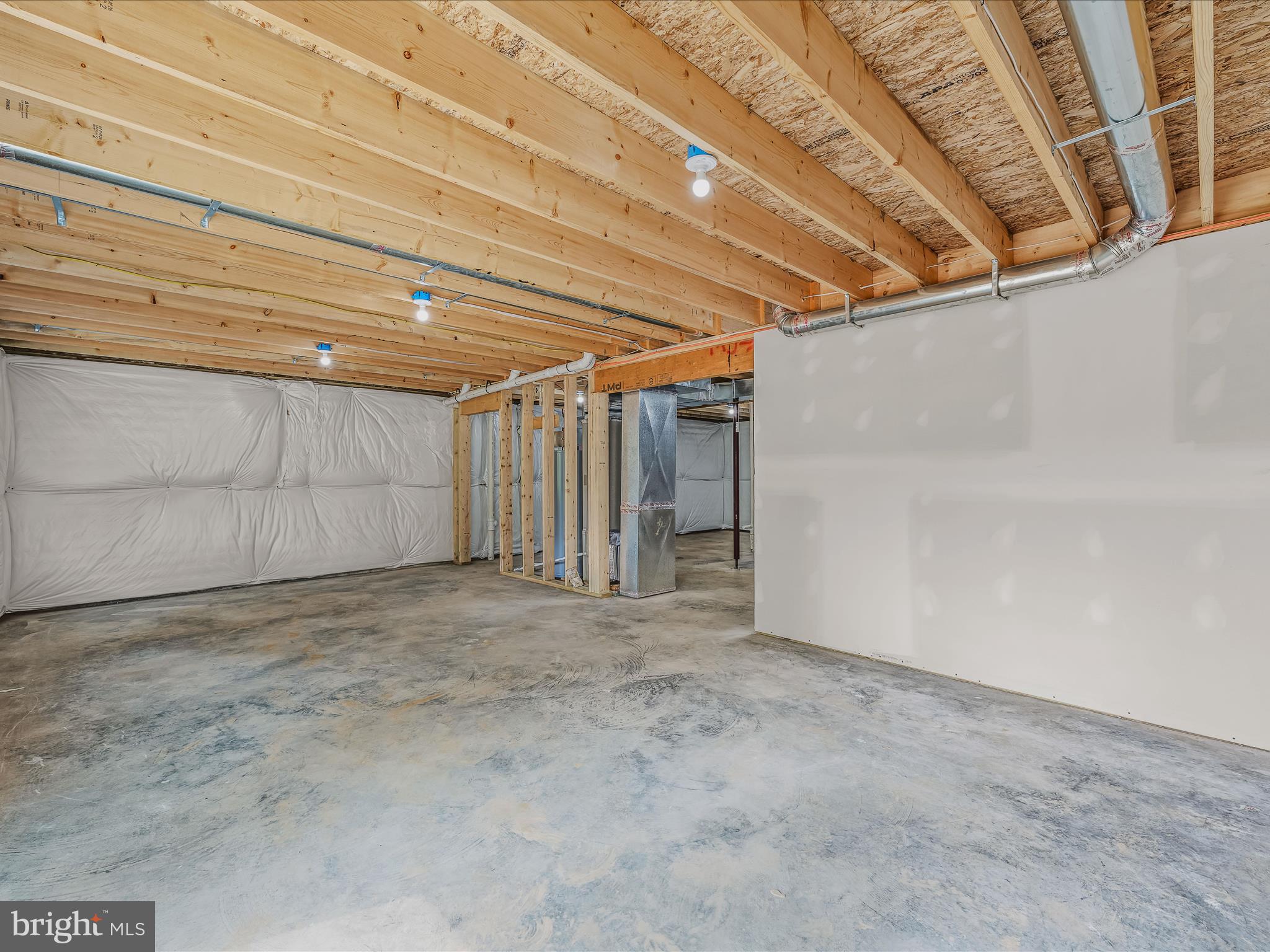 HOWARD SPEAKS - Residential