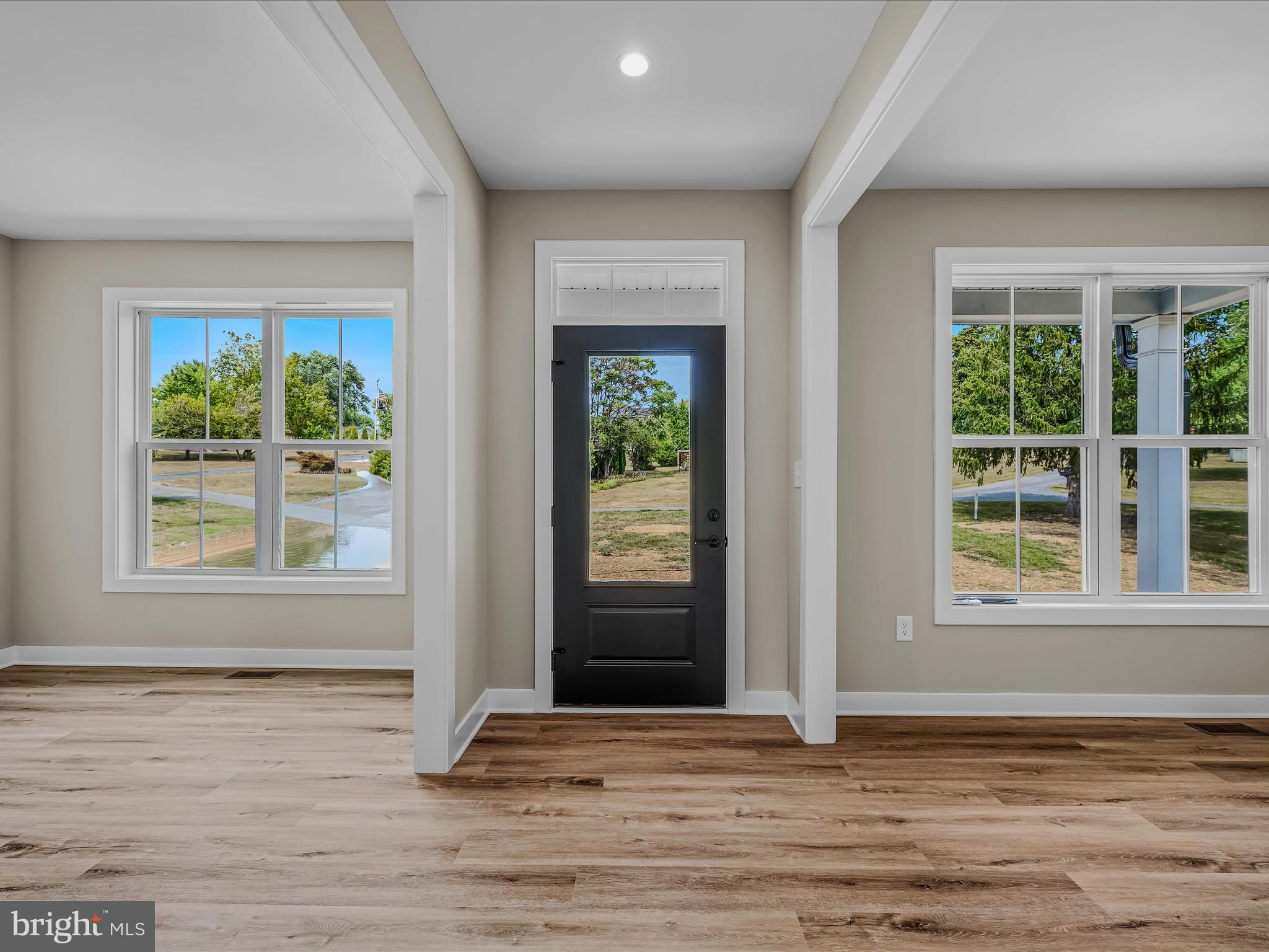 HOWARD SPEAKS - Residential