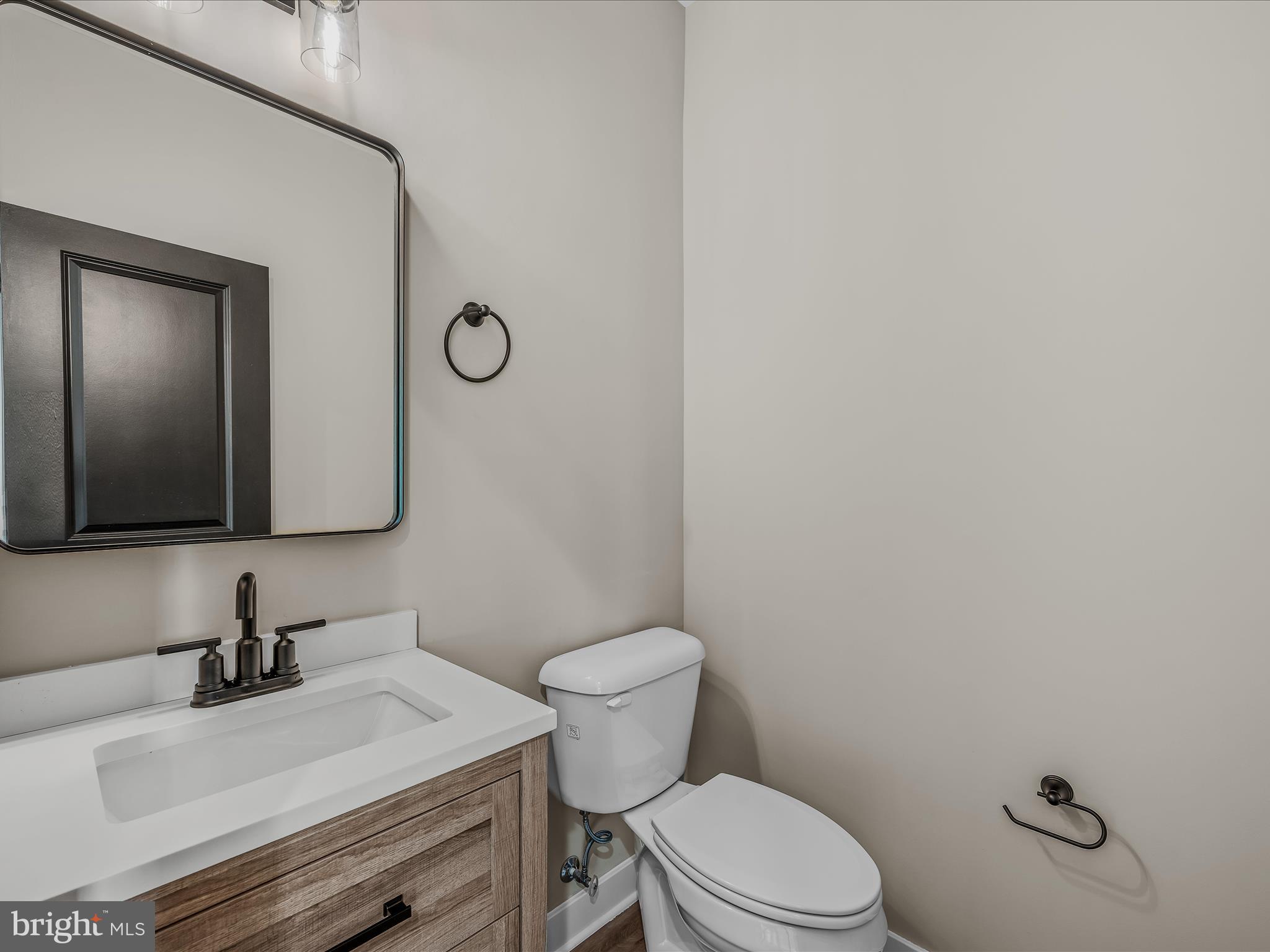 HOWARD SPEAKS - Residential