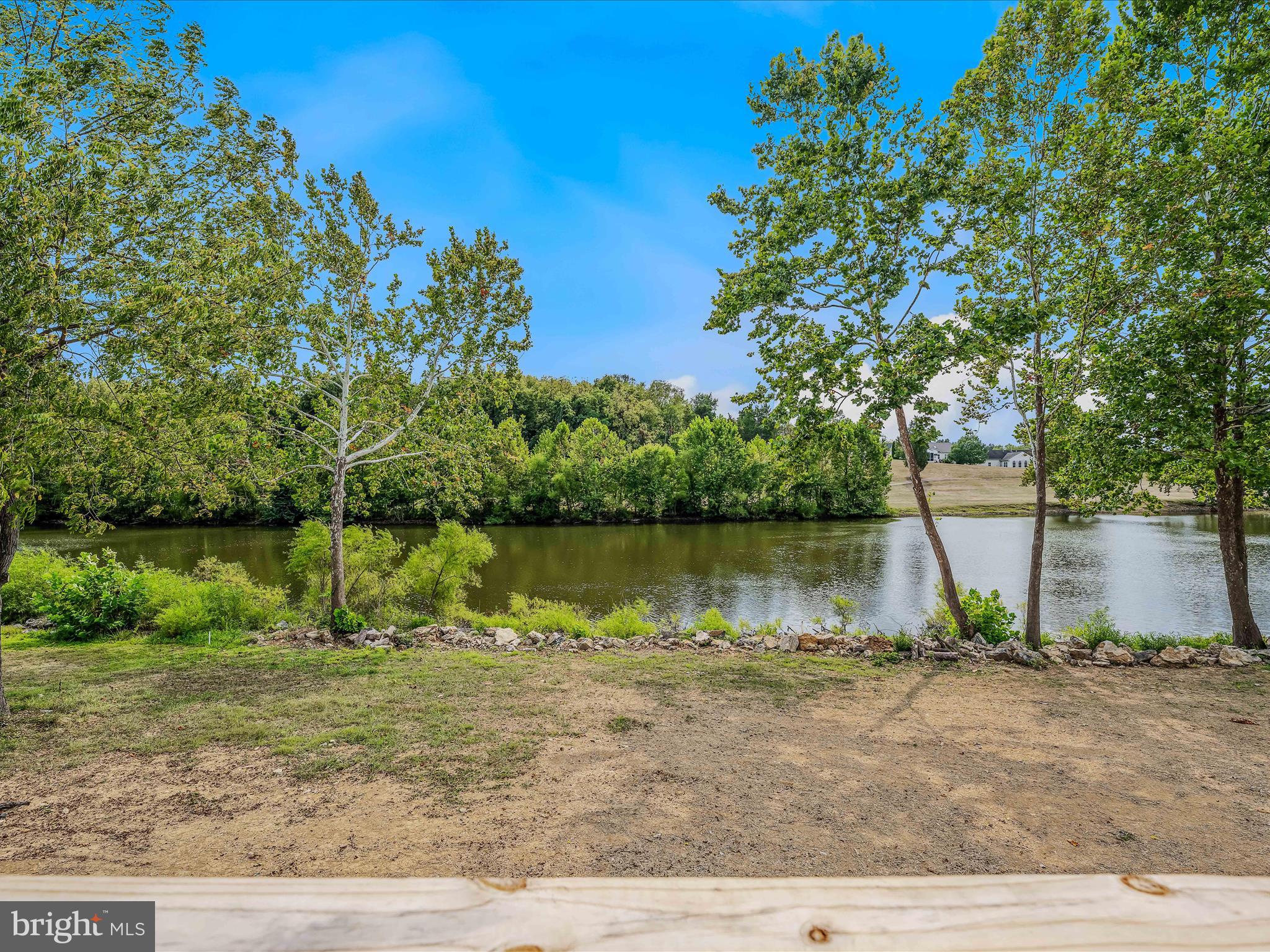 HOWARD SPEAKS - Residential