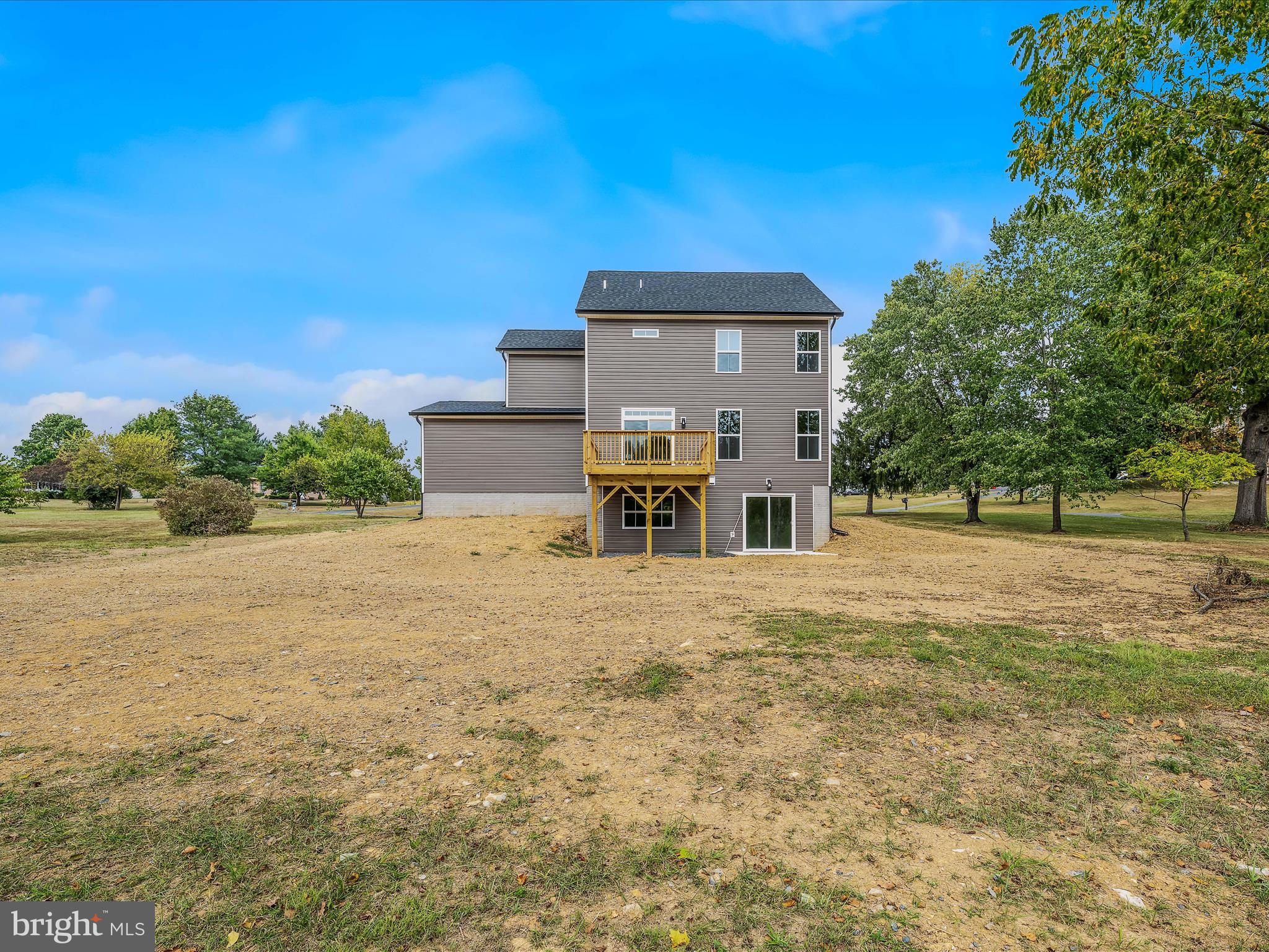 HOWARD SPEAKS - Residential