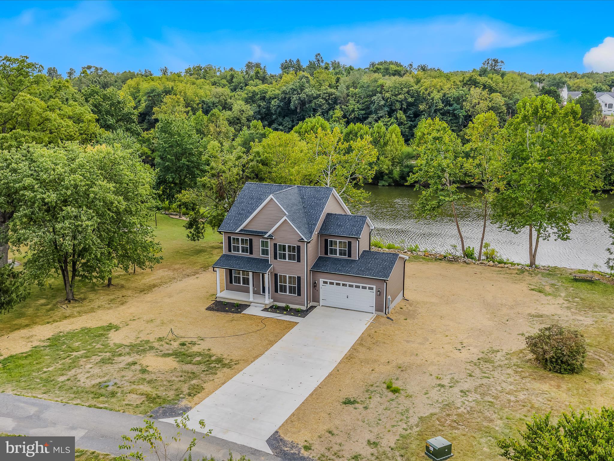 HOWARD SPEAKS - Residential