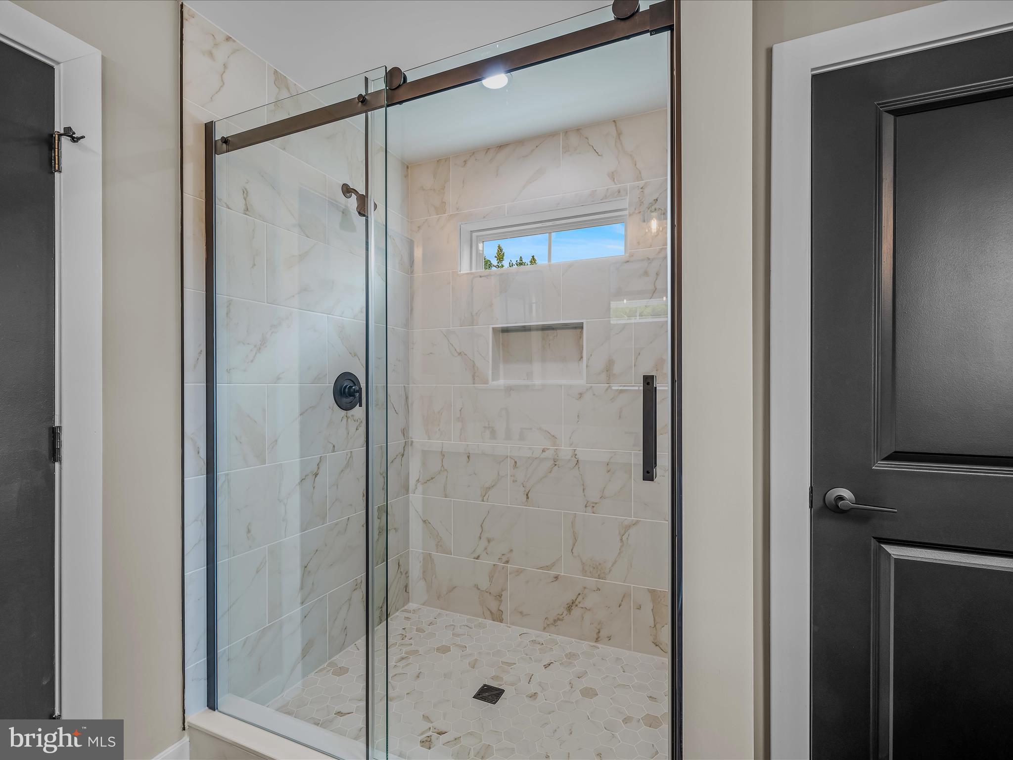 HOWARD SPEAKS - Residential