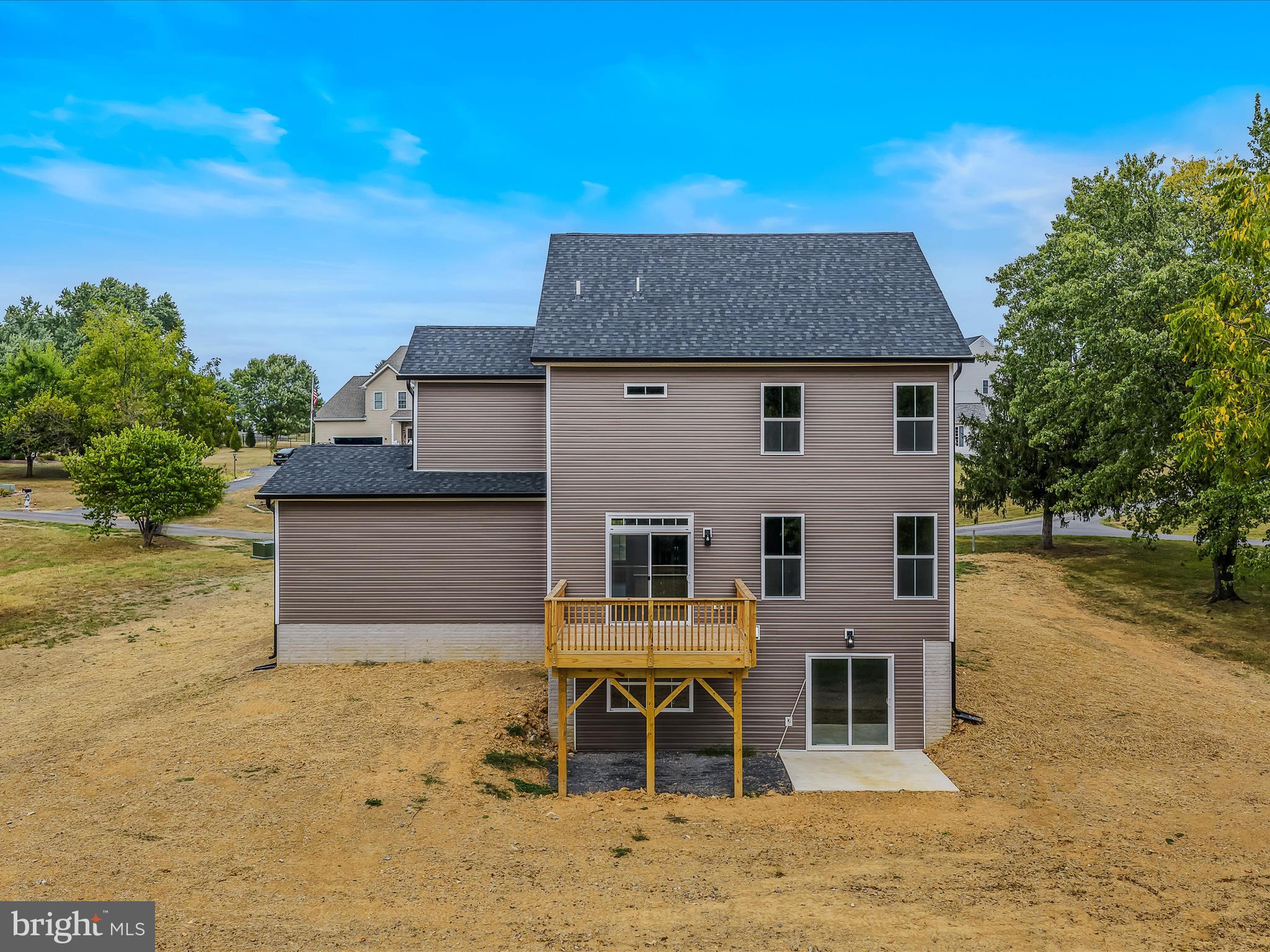 HOWARD SPEAKS - Residential