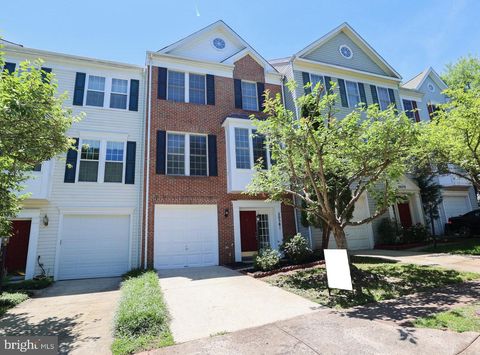 20581 CRESTMONT TERRACE STERLING VA 20165