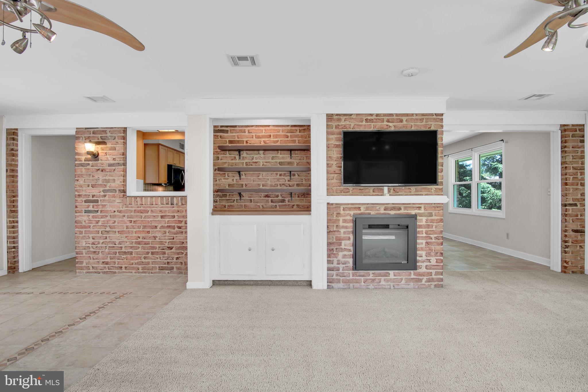 GLENN ACRES - Residential