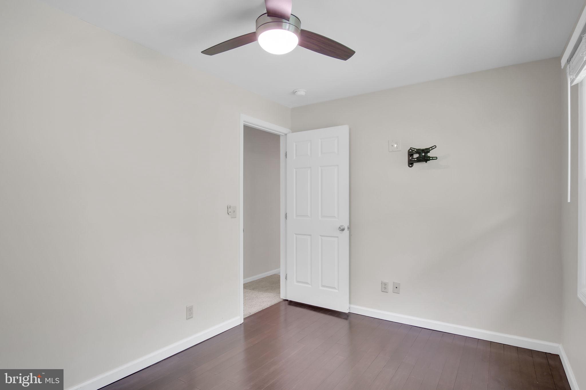 GLENN ACRES - Residential