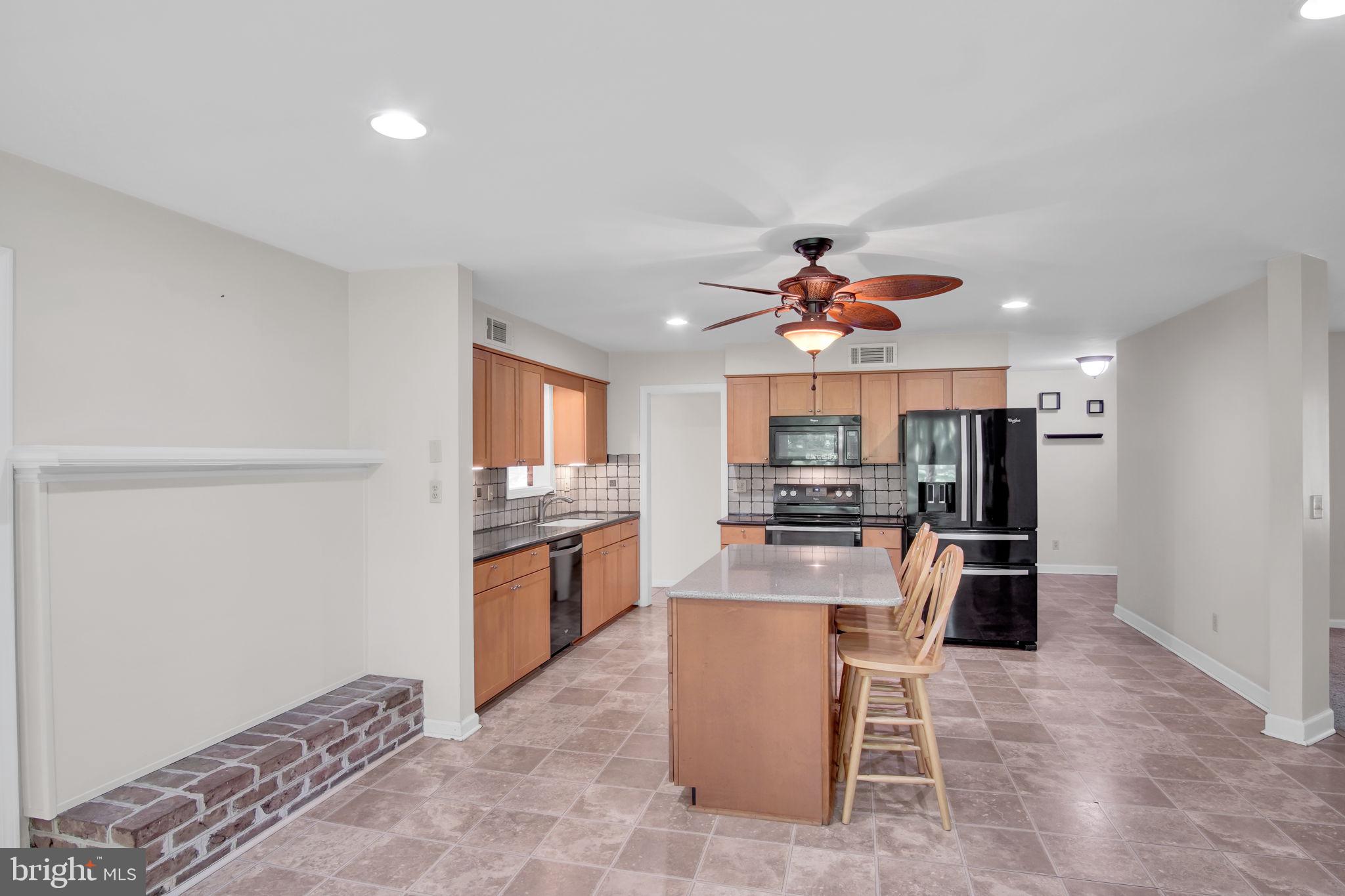 GLENN ACRES - Residential