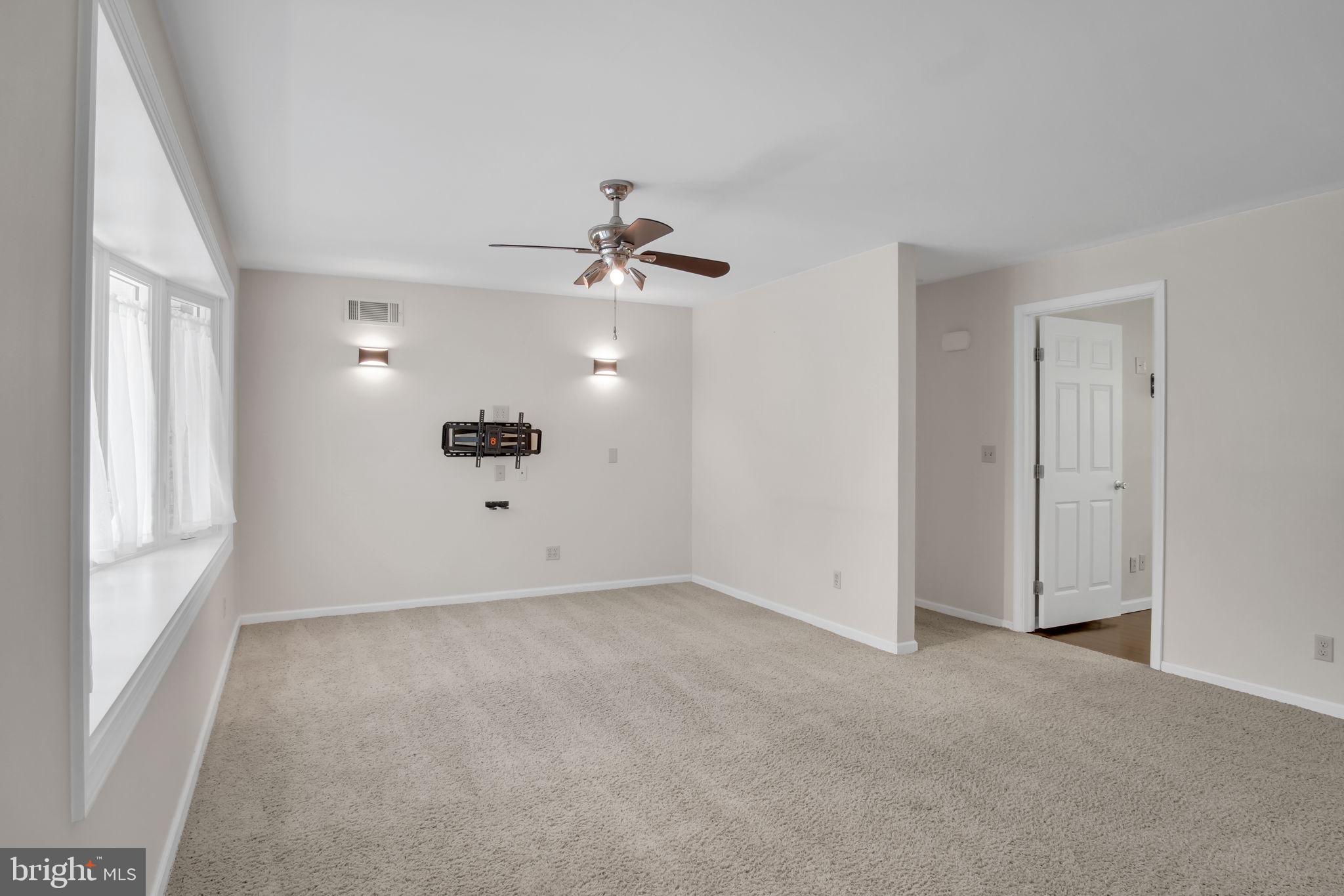 GLENN ACRES - Residential