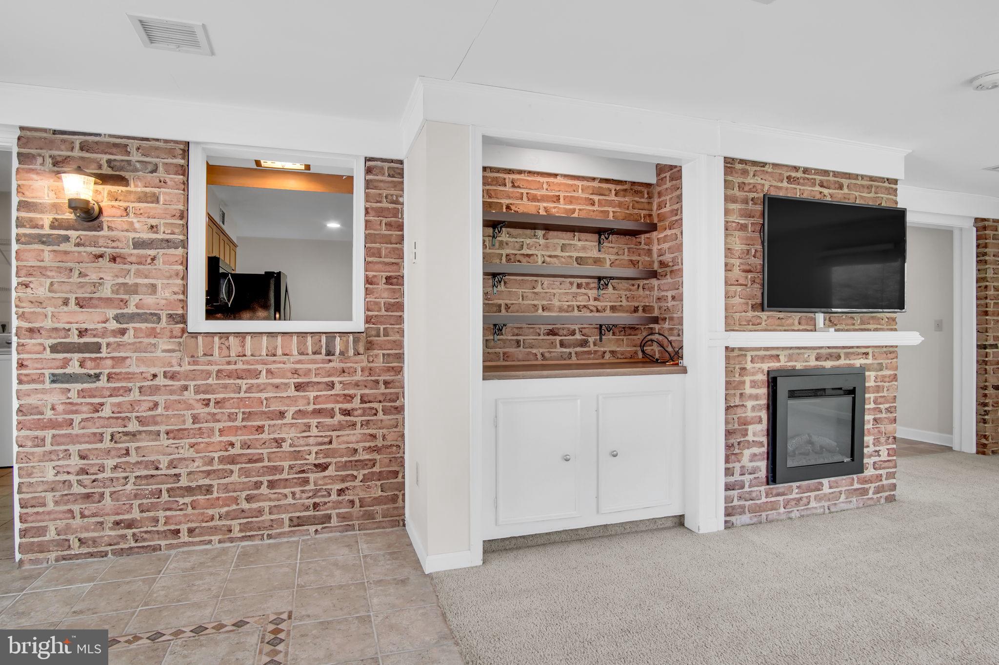 GLENN ACRES - Residential