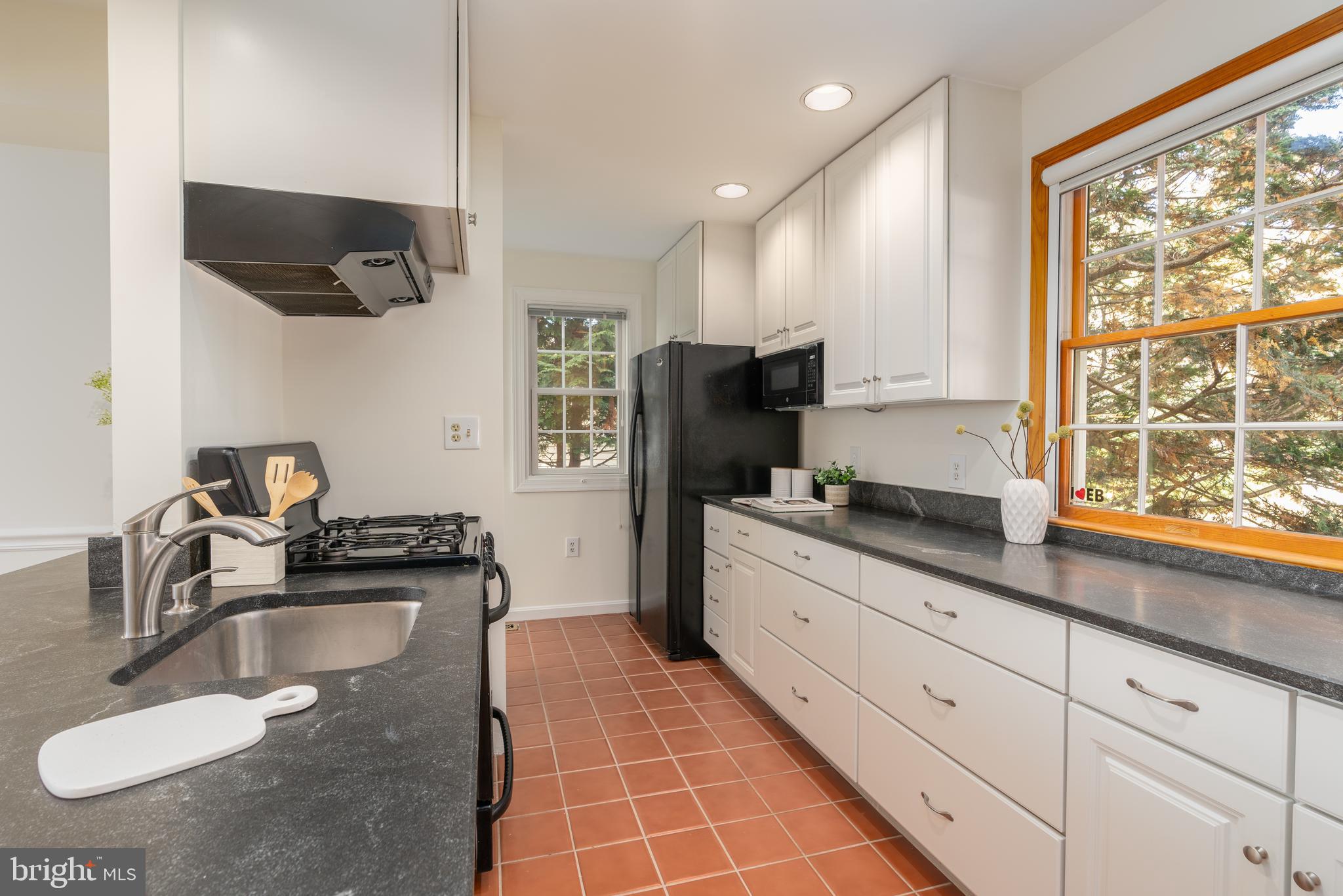 GLENBROOK VILLAGE - Residential