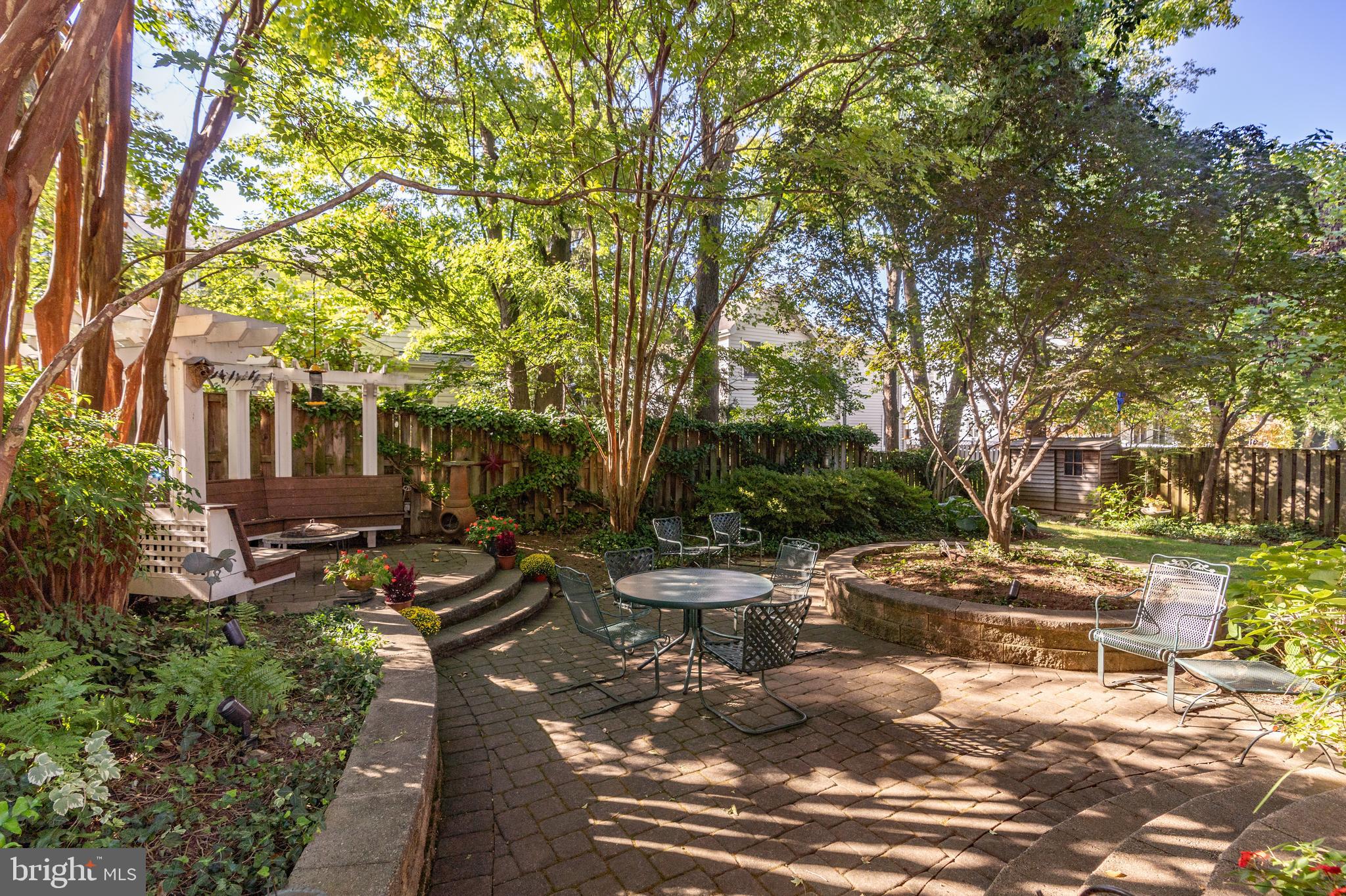 GLENBROOK VILLAGE - Residential