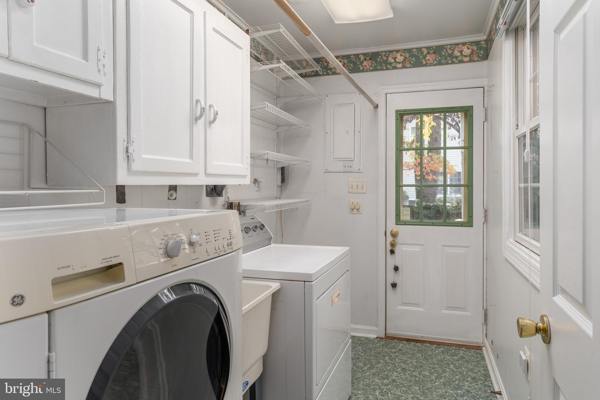 GLENBROOK VILLAGE - Residential